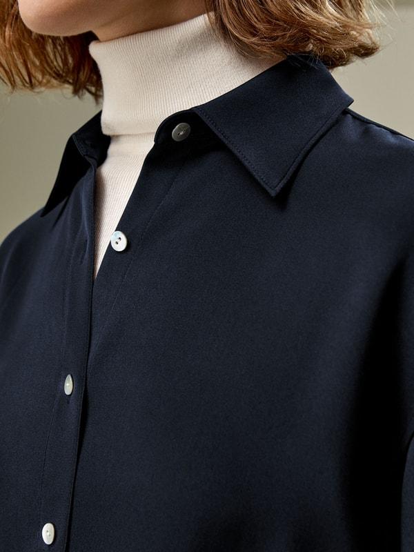 The One Relaxed Fit Silk Shirt Product Image