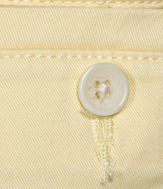 Roundtree & Yorke The Cloud Short Washed Classic Fit Flat Front 13#double; Inseam Chino Shorts Product Image