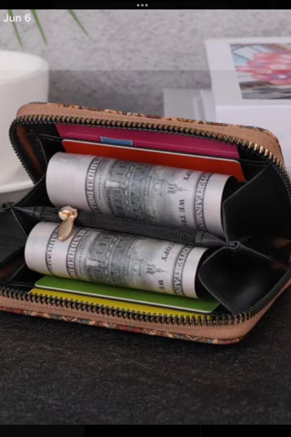 Cork Minimalist Wallet Product Image