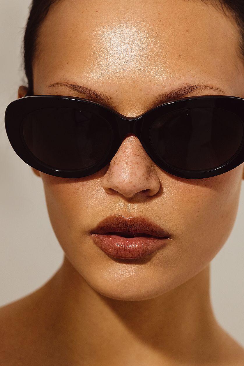 Oval Frame Acetate Sunglasses Product Image