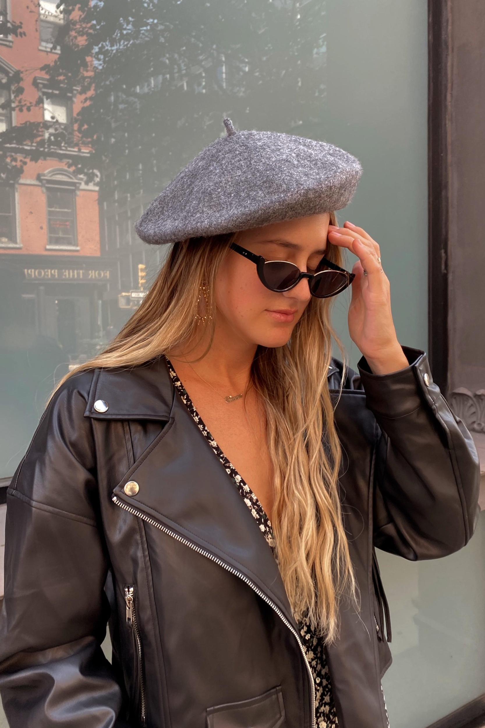 Emille Grey Beret Product Image