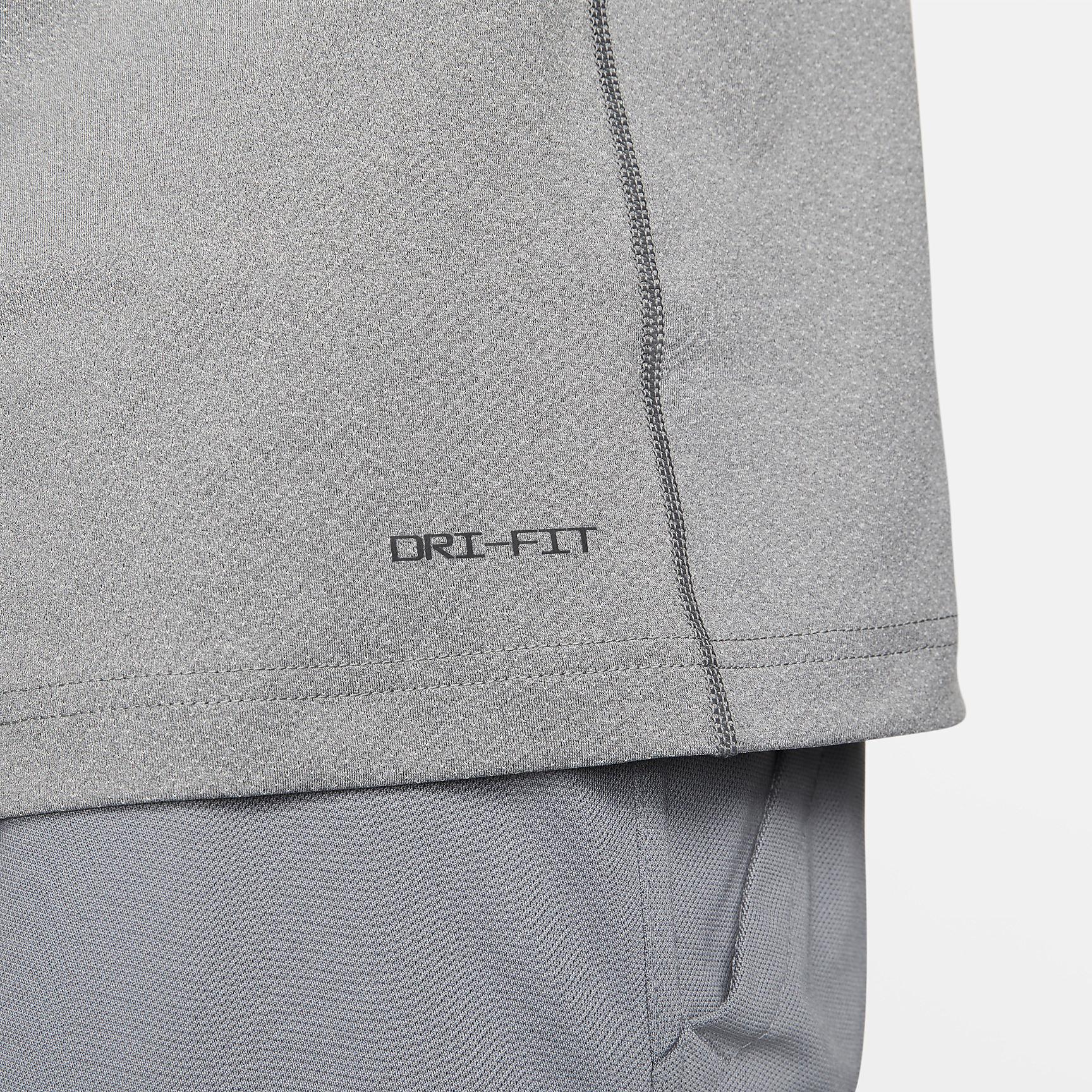 Nike Ready Men's Dri-FIT Fitness Tank Product Image