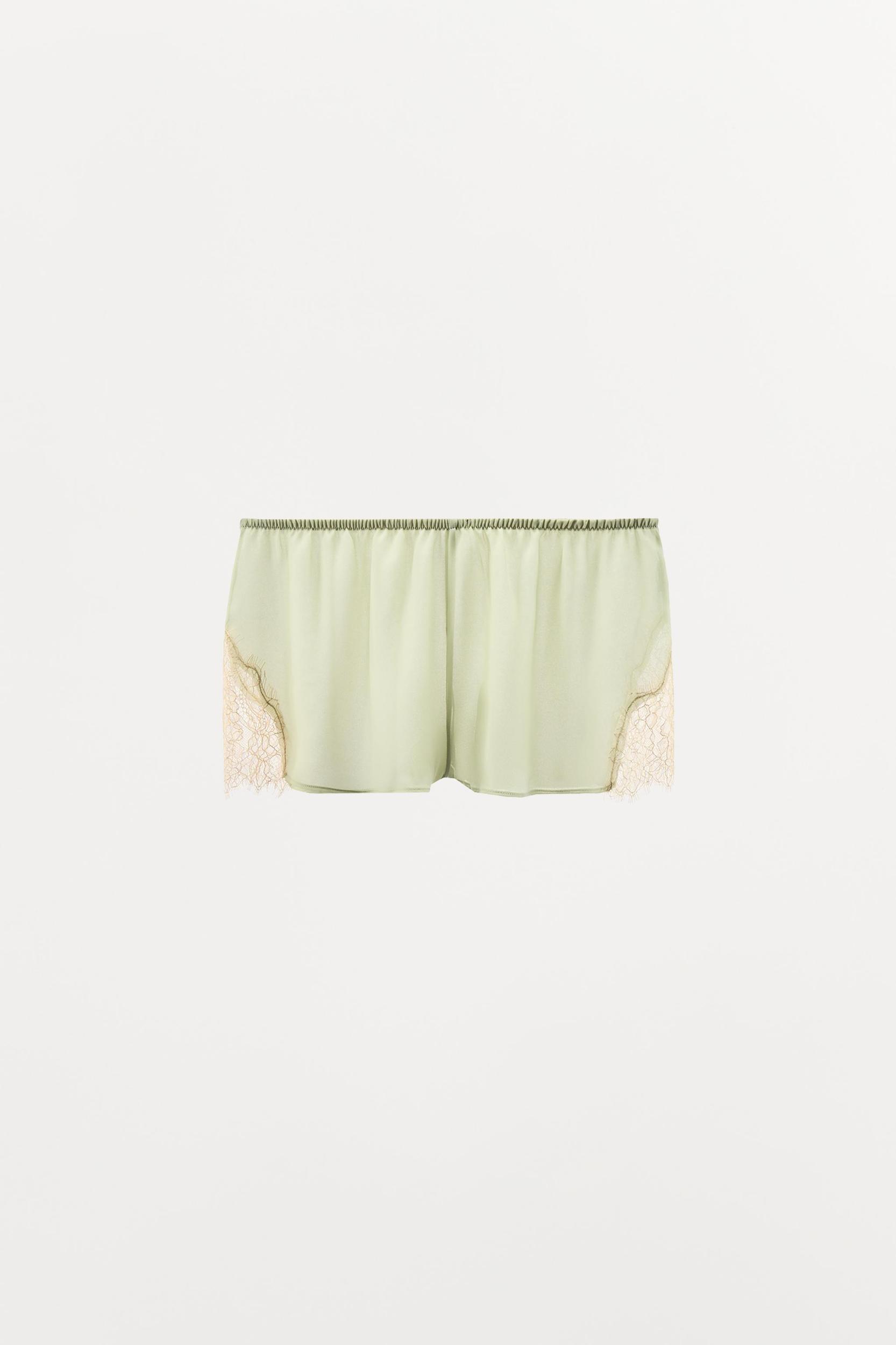 LACE PAJAMA SHORTS Product Image