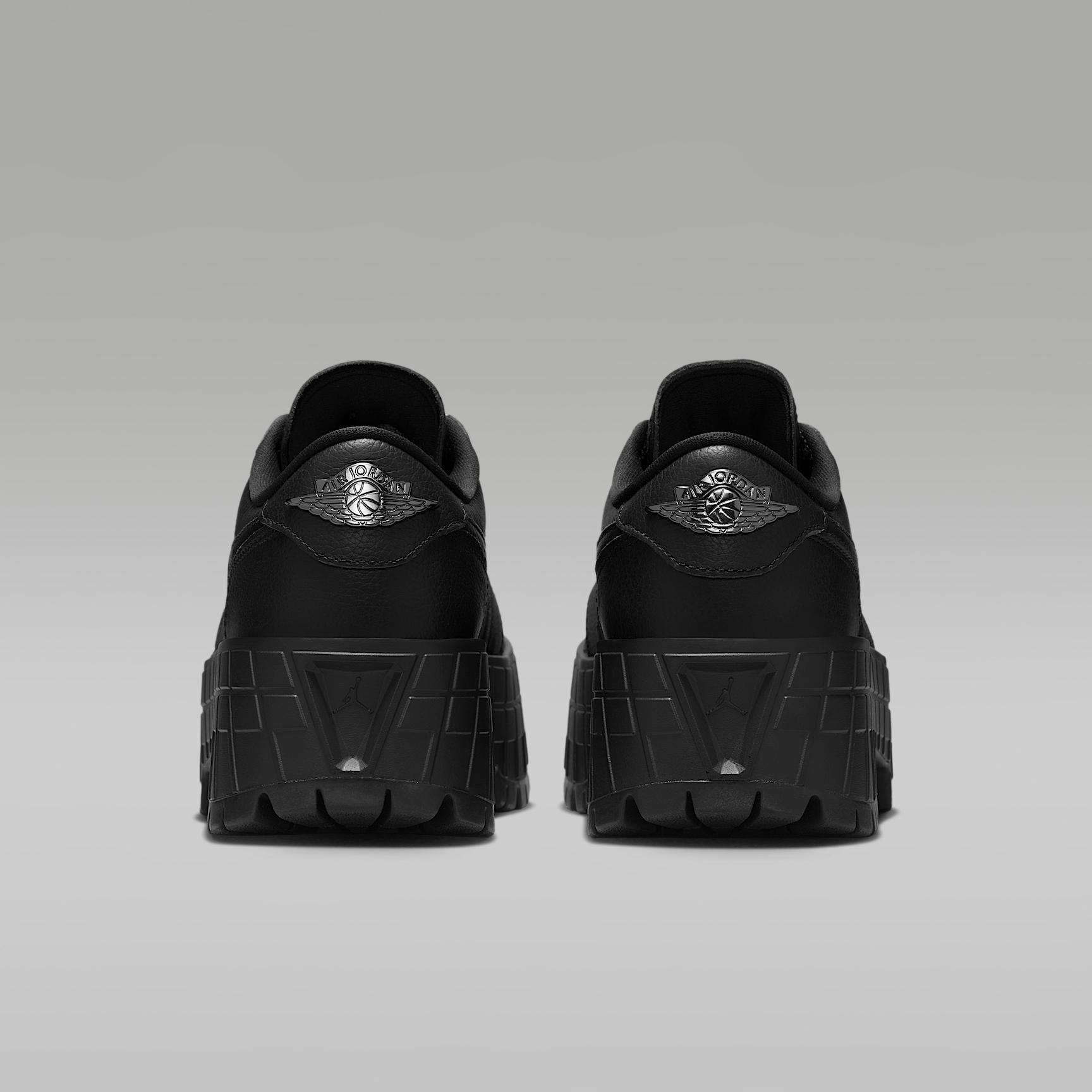 Womens Air Jordan 1 Brooklyn Low Shoes | HF3184-001 Product Image