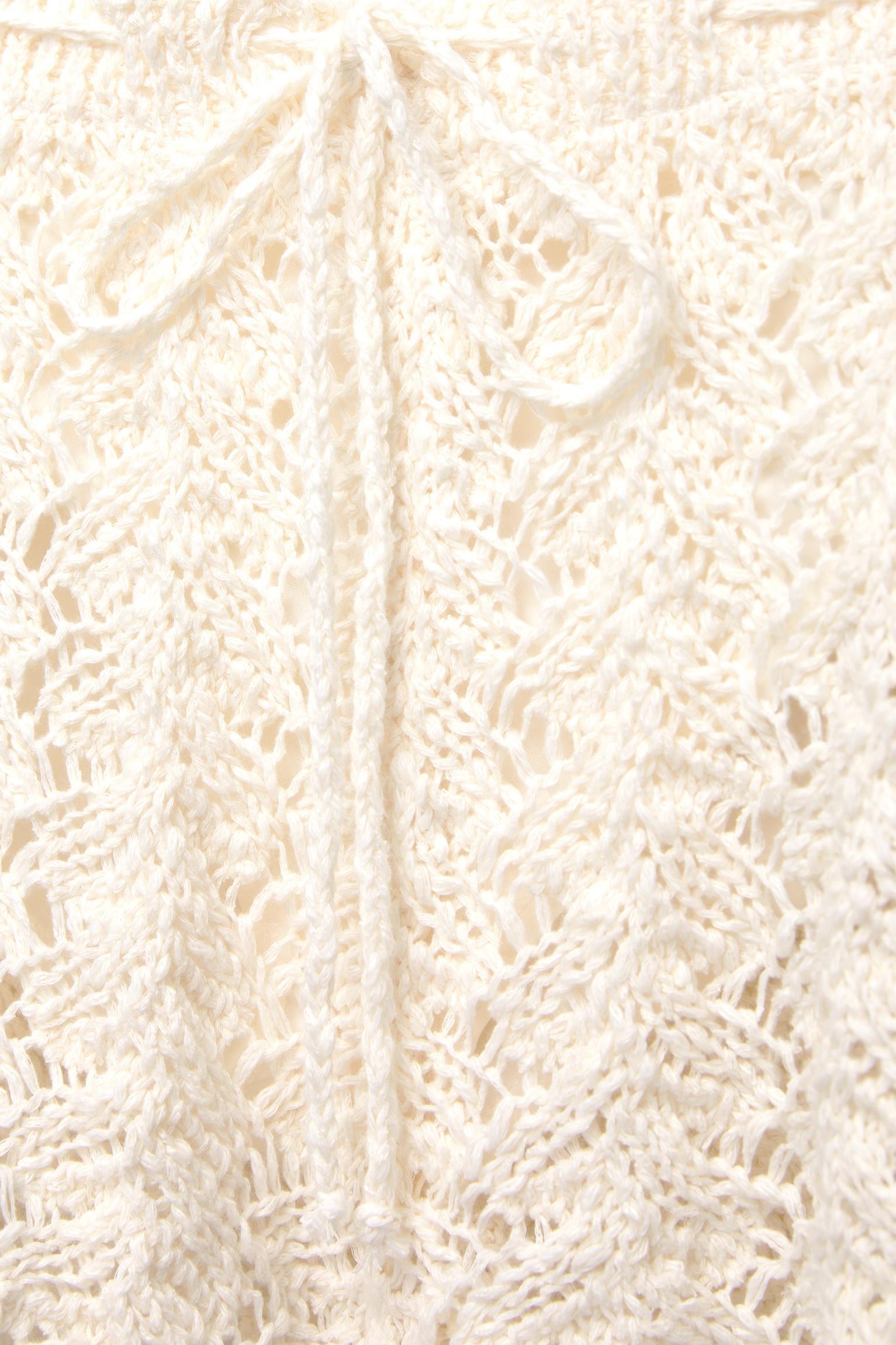 Crochet shorts with drawstrings Product Image