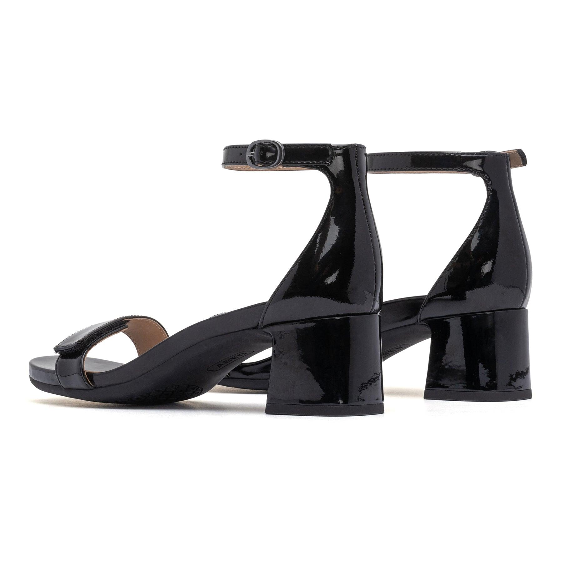 Avenue Strap Metatarsal Female Product Image