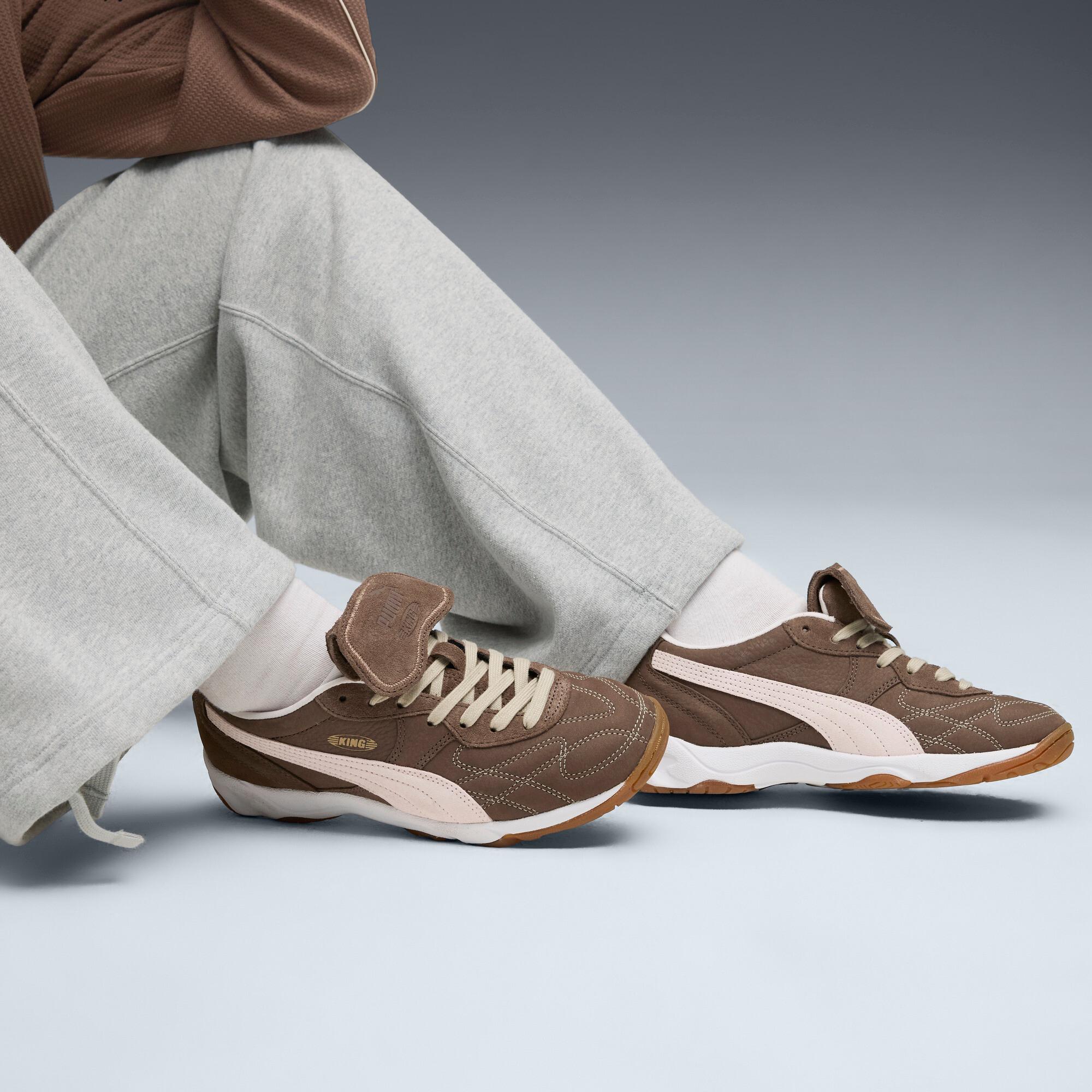 King Indoor Wine Club Wns Women Product Image