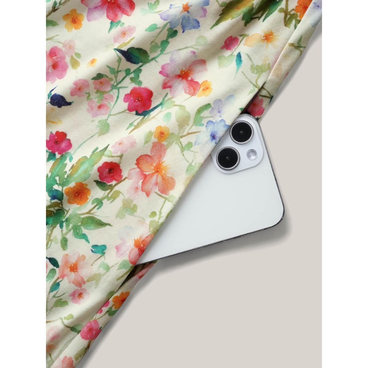 Plus Size Ditsy Floral Print Waist Tie Midi Dress Multicolor Women V-neck Short sleeve Curvy BloomChic 26/4X Product Image