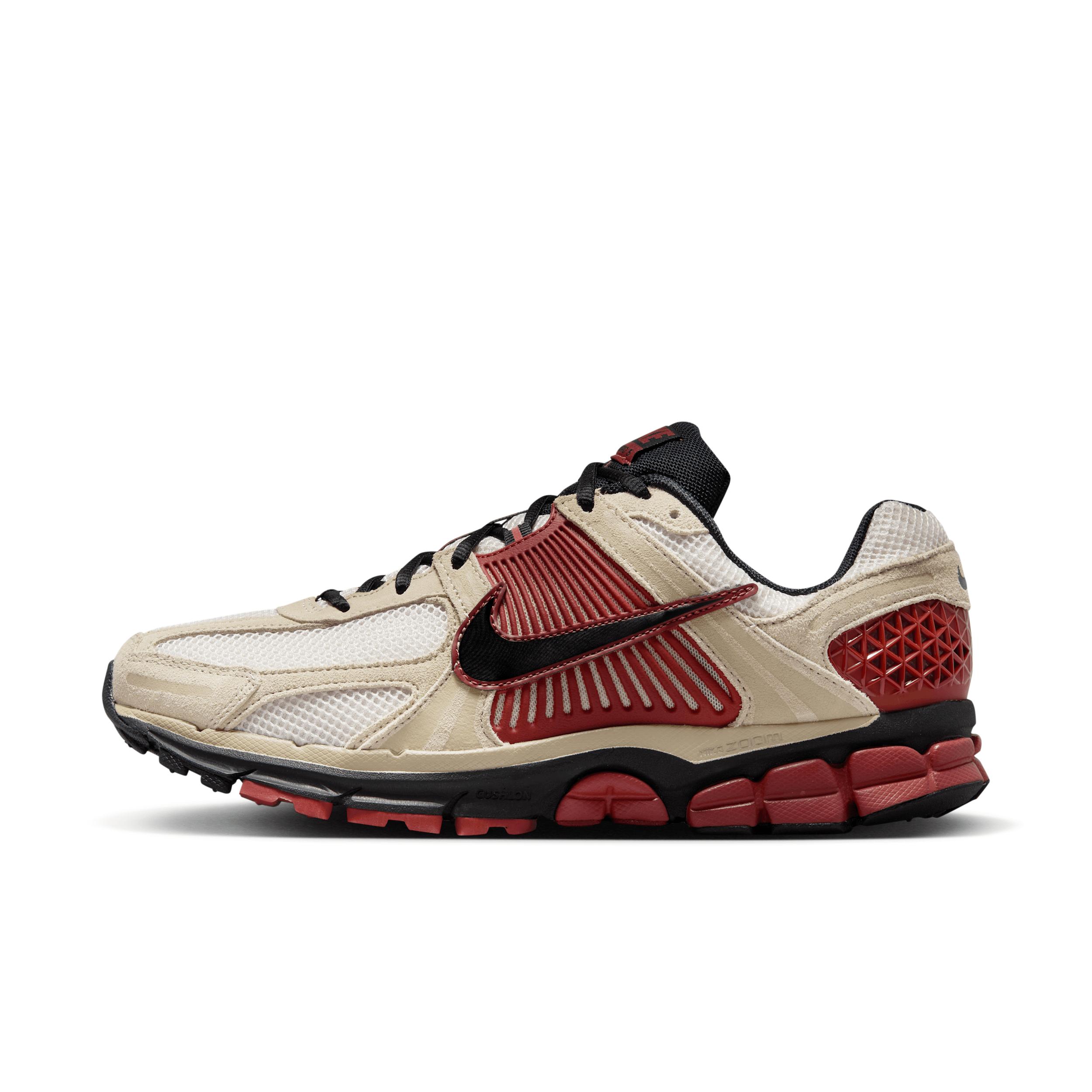 Nike Men's Zoom Vomero 5 Shoes Product Image