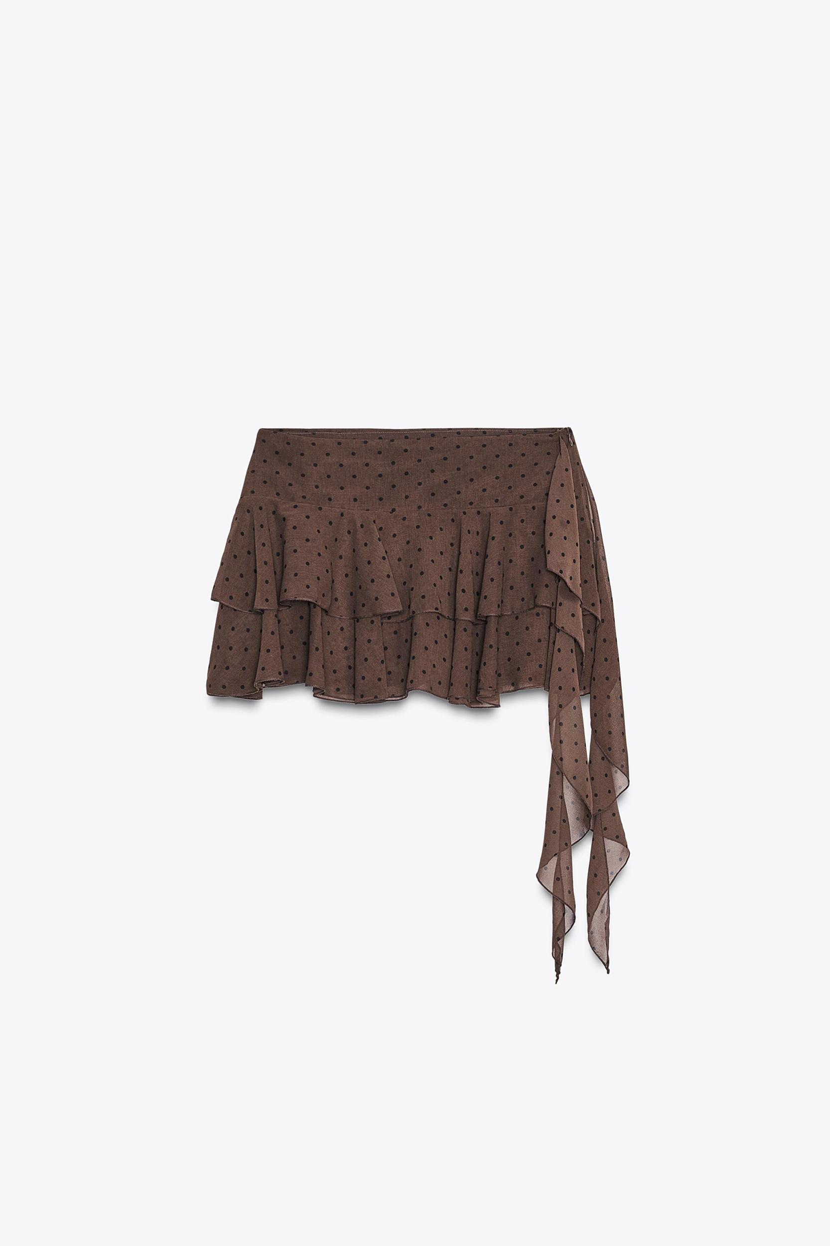 RUFFLE SKORT Product Image