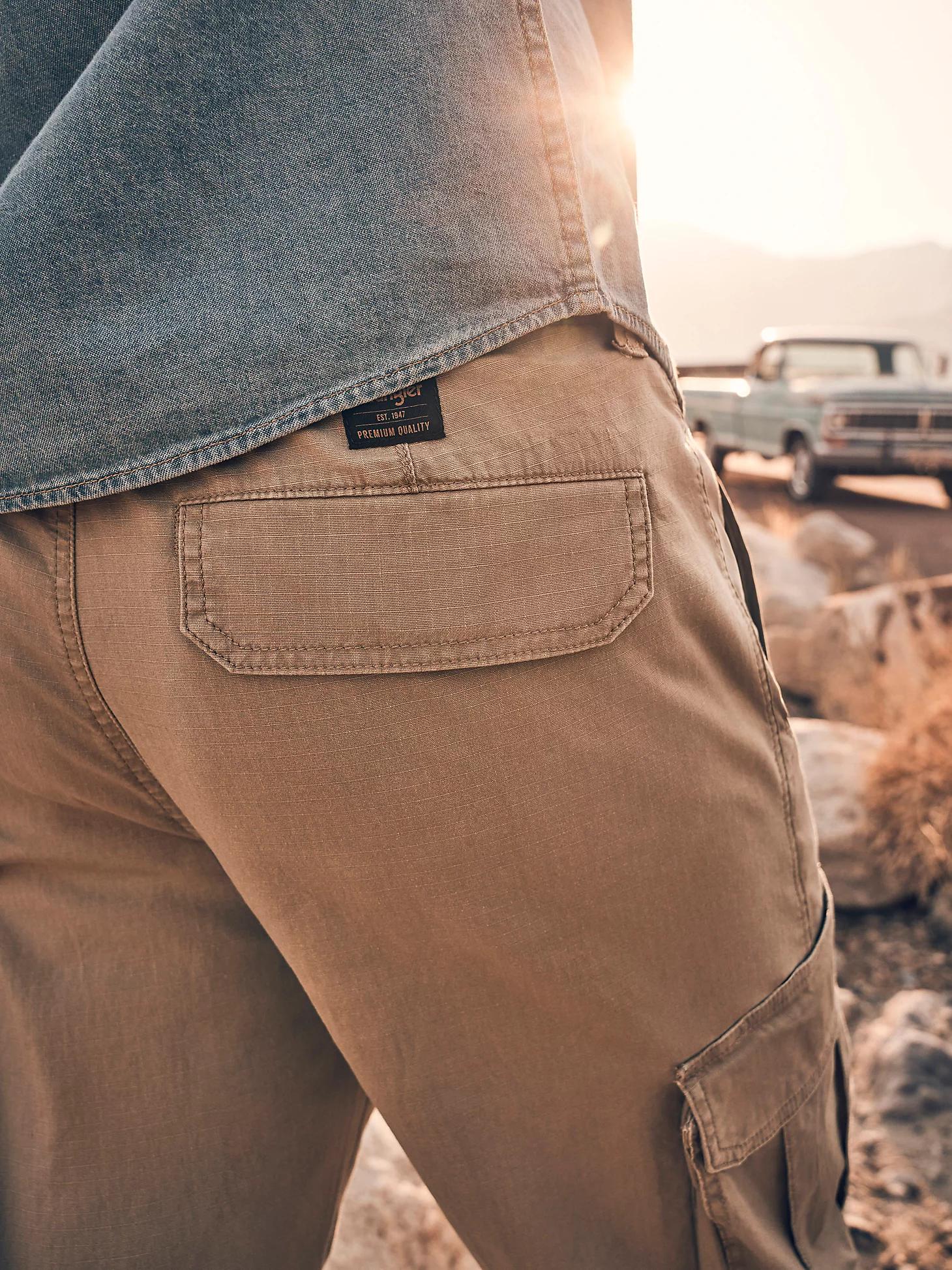 Men's Ripstop Cargo Pant | Men's PANTS | Wrangler® Product Image