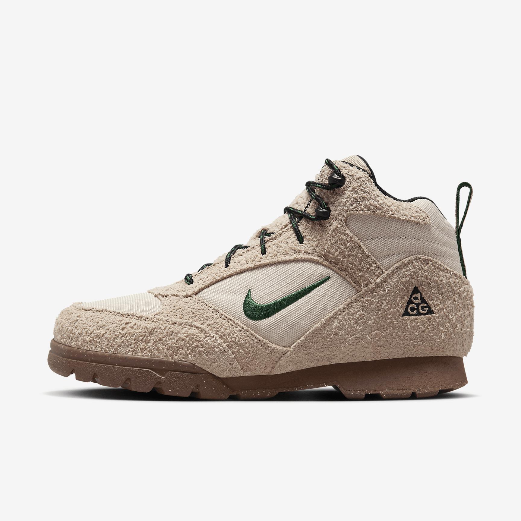 Men's Nike ACG Torre Mid Waterproof Shoes Product Image