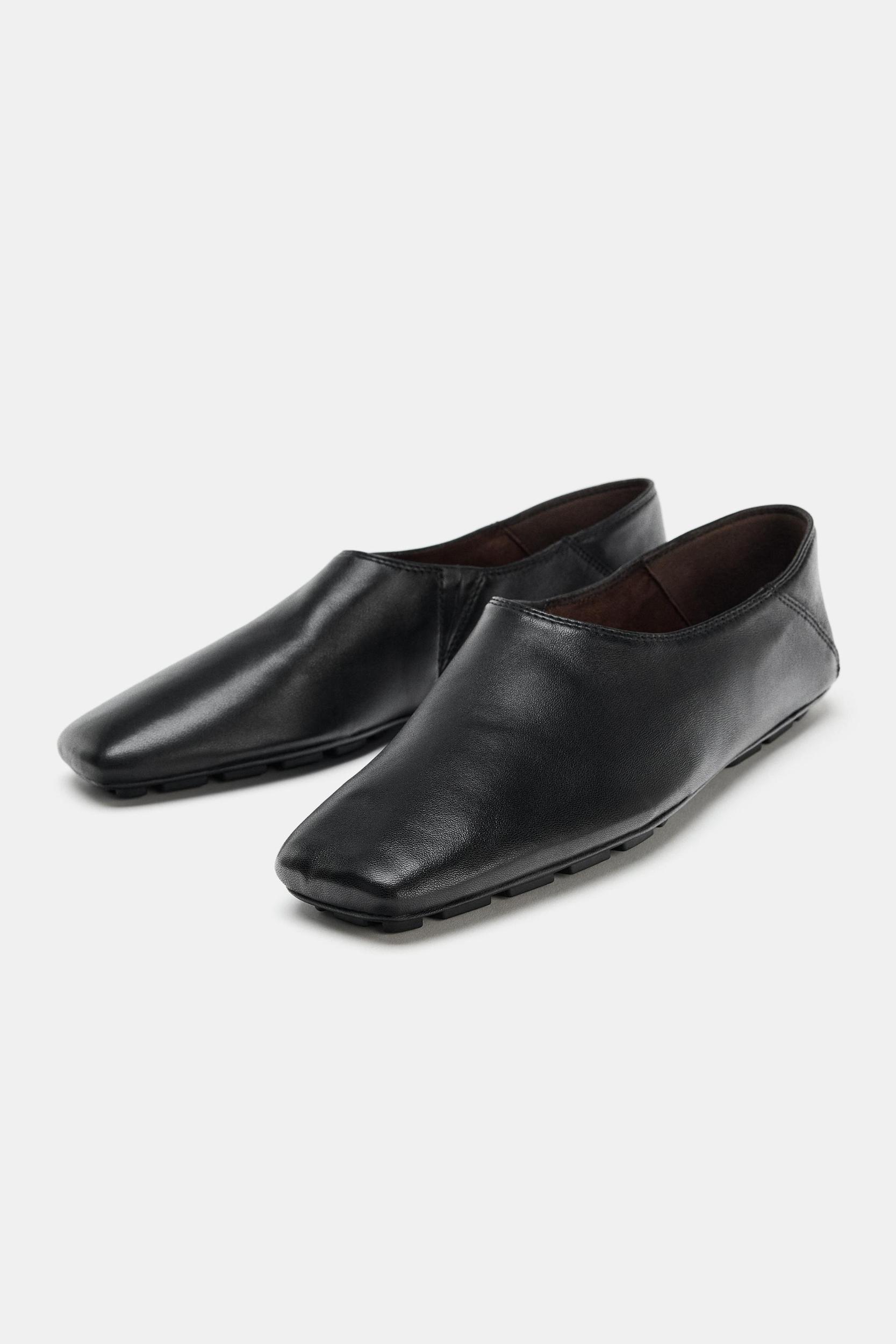 LIMITED EDITION FLAT LEATHER SHOES Product Image