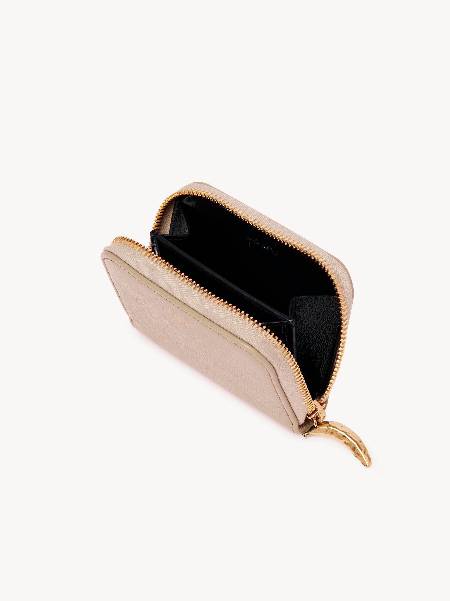 Banana zipped coin purse in grained leather Product Image
