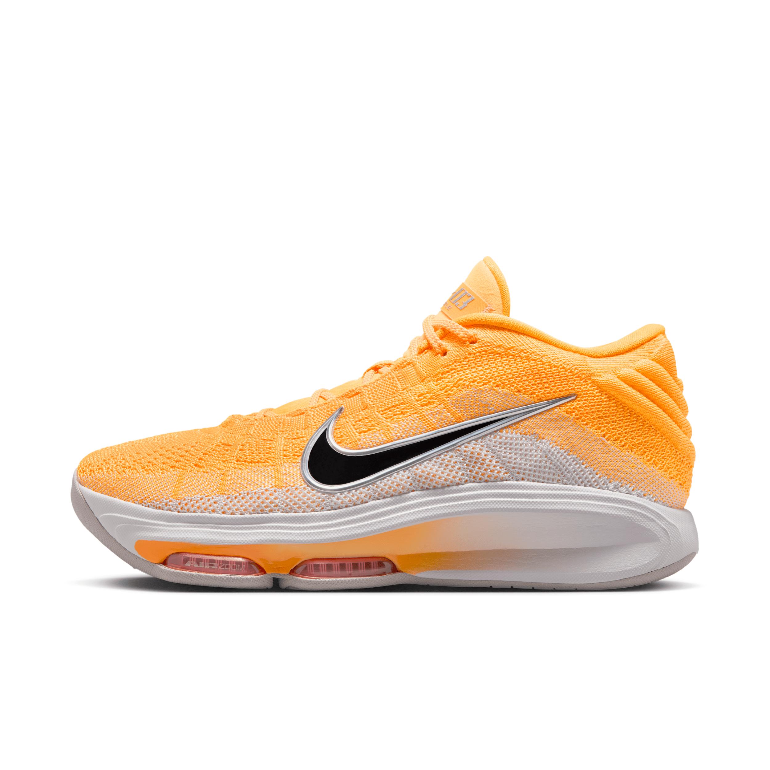 Nike Men's G.T. Hustle 3 Basketball Shoes Product Image