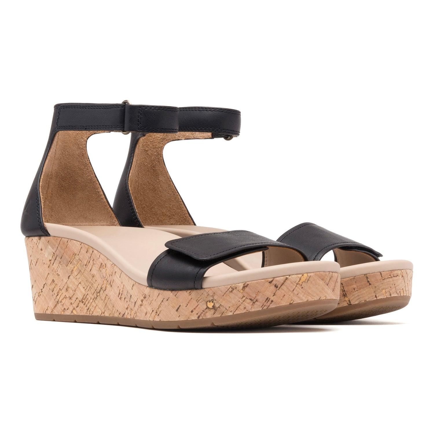 Riviera Ankle Sandal Metatarsal Female Product Image