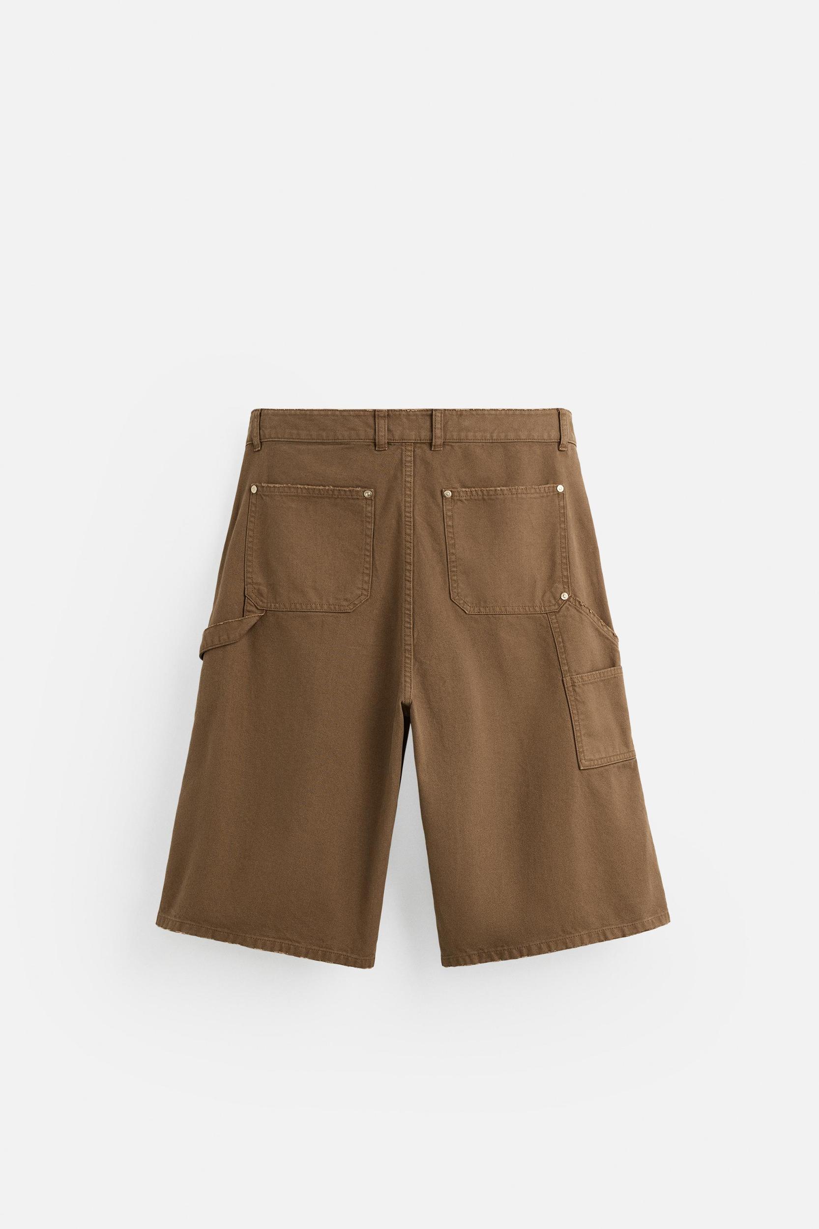 OVERSIZED FIT CARPENTER SHORTS Product Image
