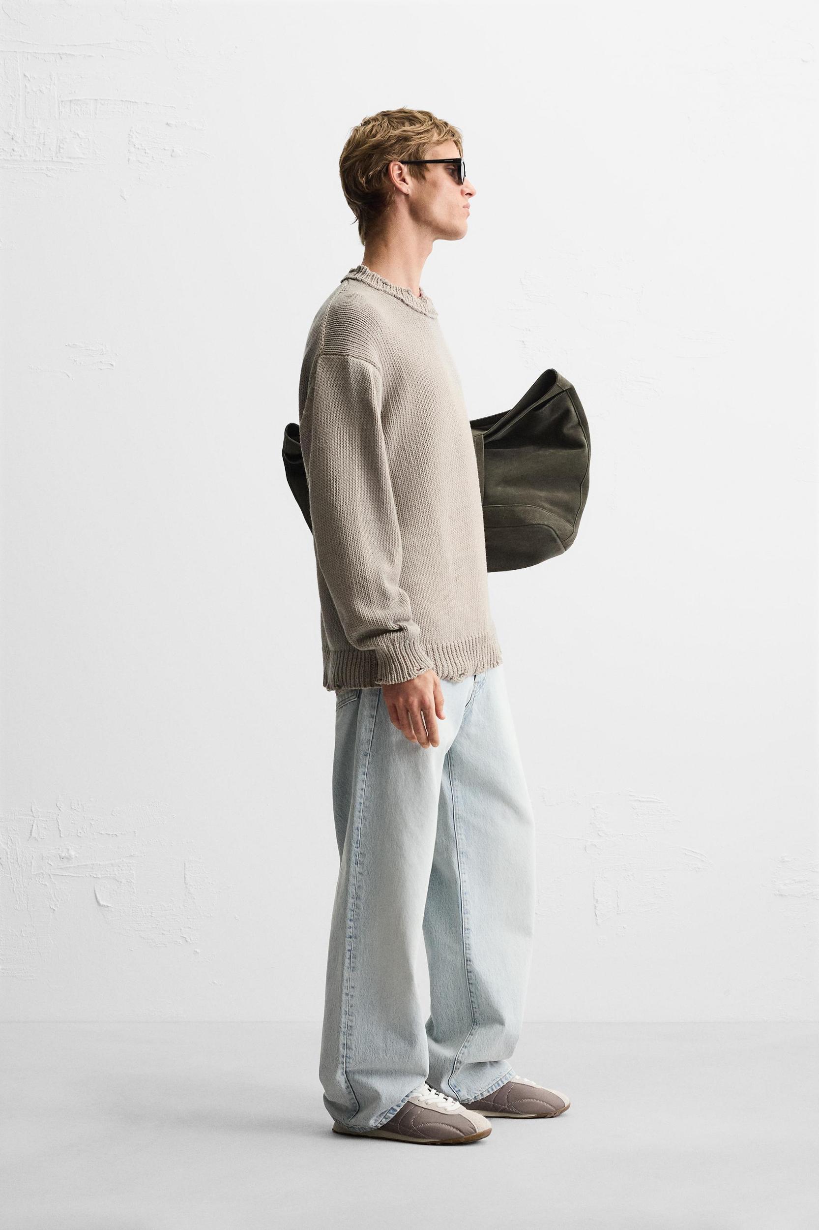 WASHED RIPPED EFFECT SWEATER Product Image