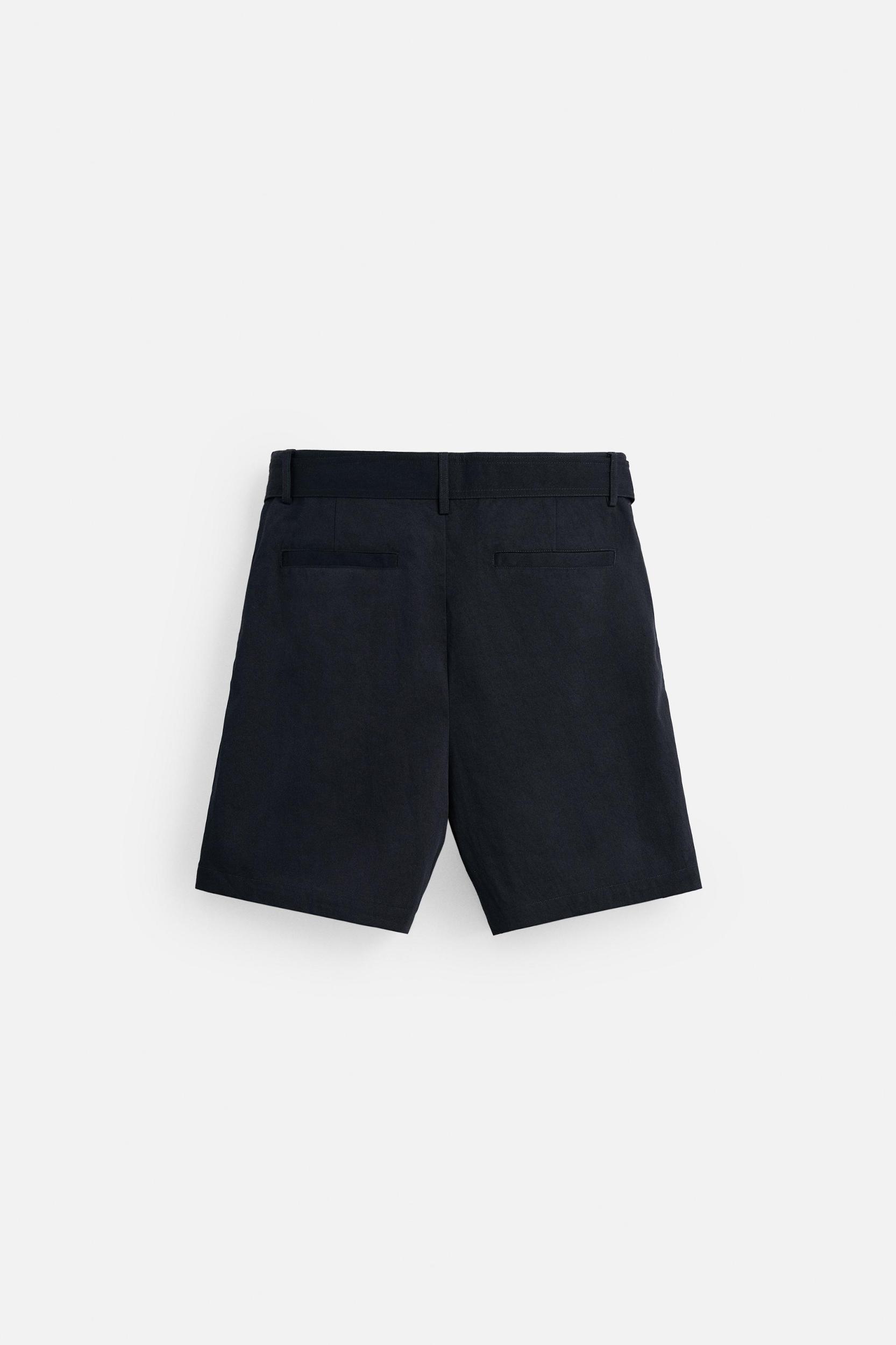 PLEATED BELT BERMUDA SHORTS Product Image