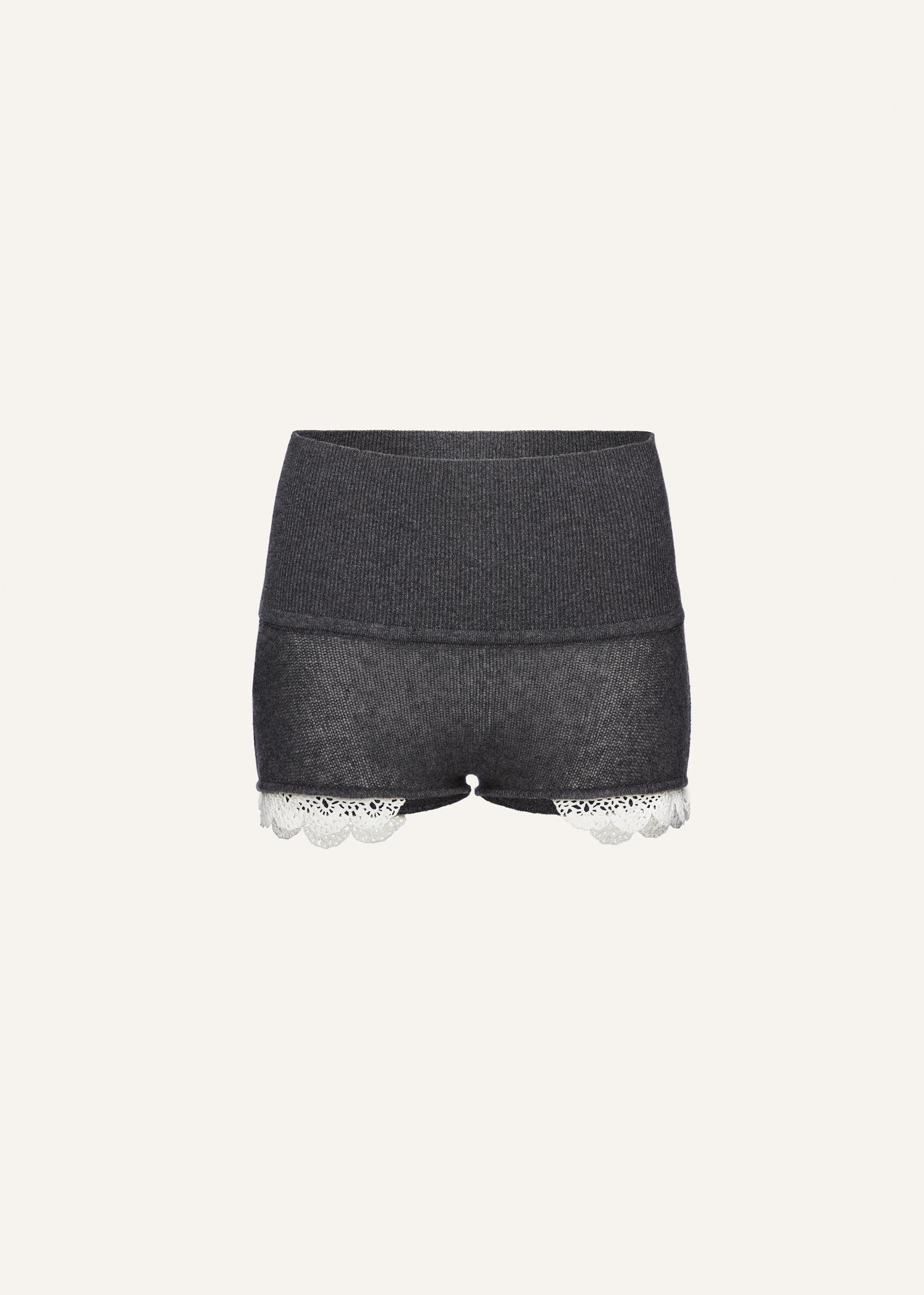 Cashmere knit shorts in grey Product Image