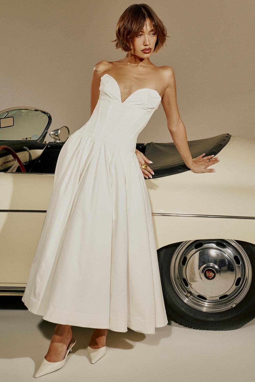Lady  white strapless midi dress Product Image