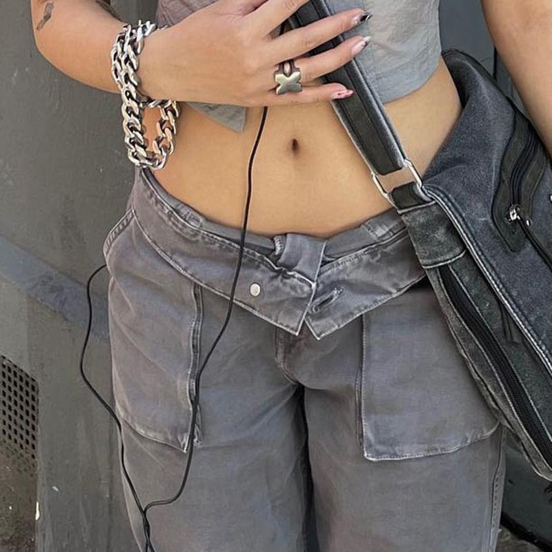 Low-Rise Star Print Wide-Leg Jeans Product Image