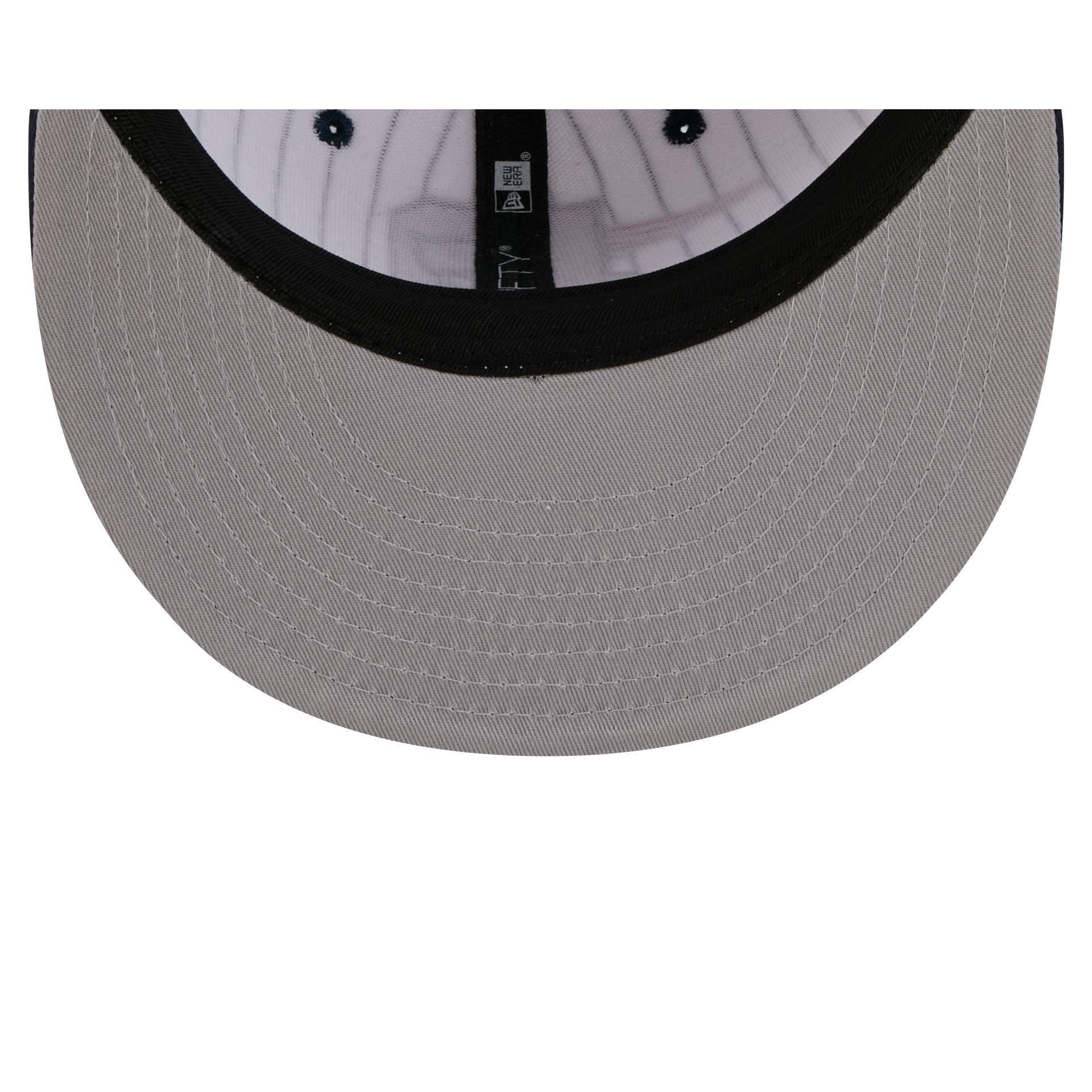 New England Patriots Deceptor Pinstripe 9FIFTY Snapback Hat Male Product Image