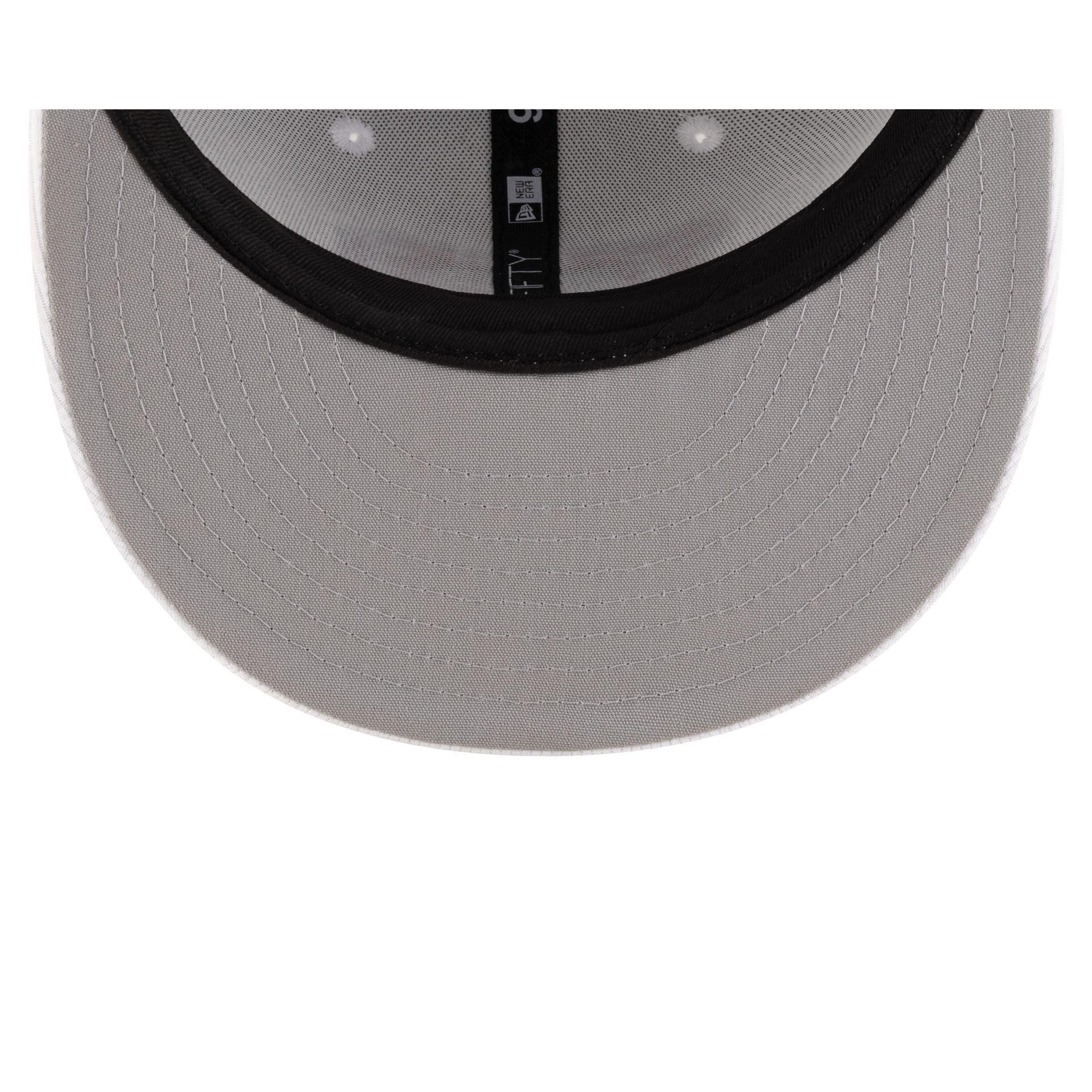 DC Defenders White 9FIFTY Snapback Hat Male Product Image