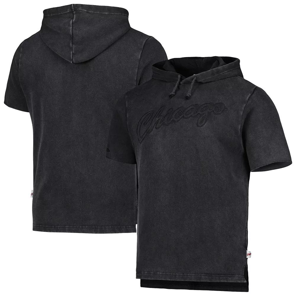 Men's Mitchell & Ness Black Chicago Bulls Tonal Short Sleeve Pullover Hoodie, Size: Medium Product Image