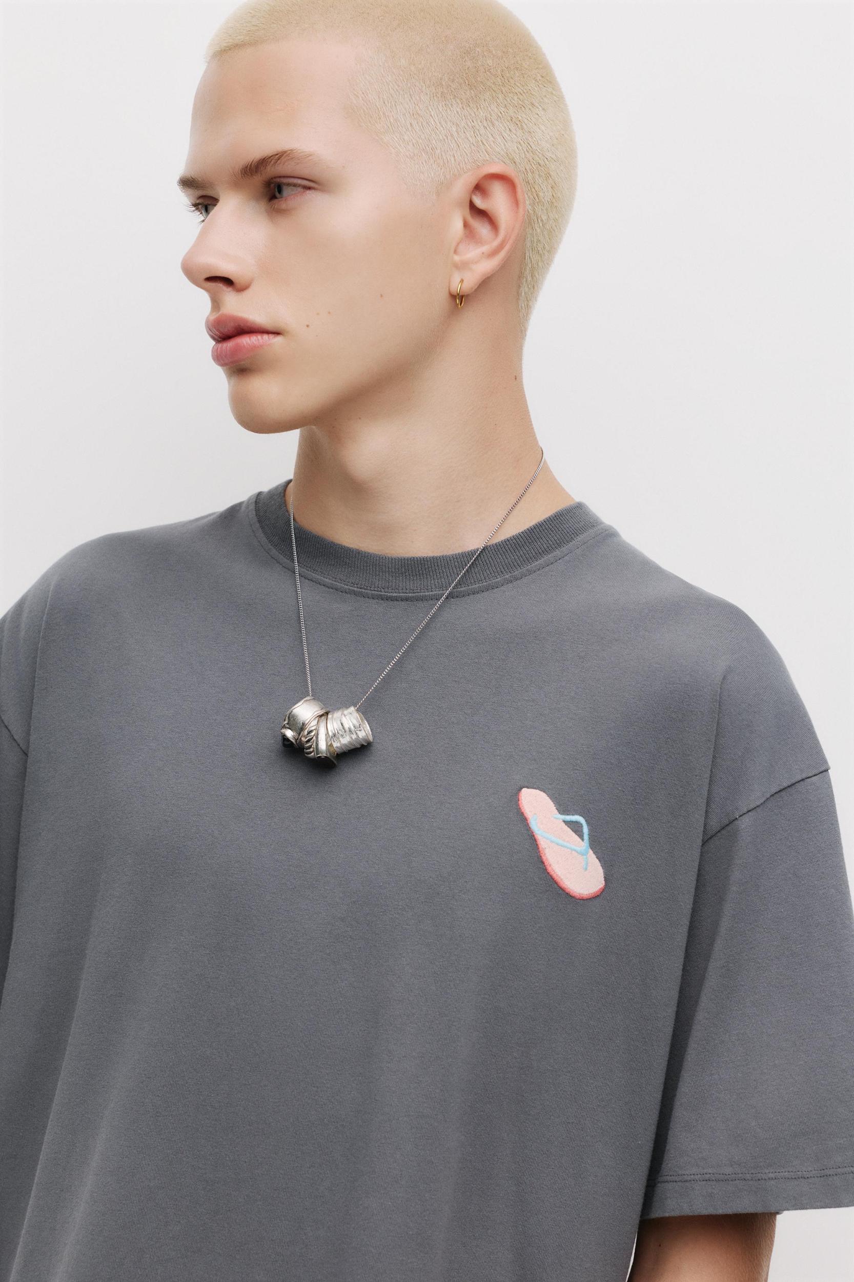 STWD thong sandals T-shirt Product Image