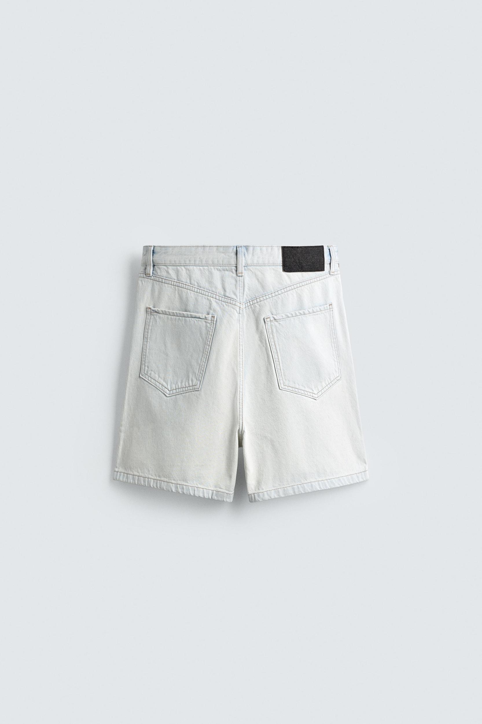 REGULAR FIT DENIM SHORTS Product Image