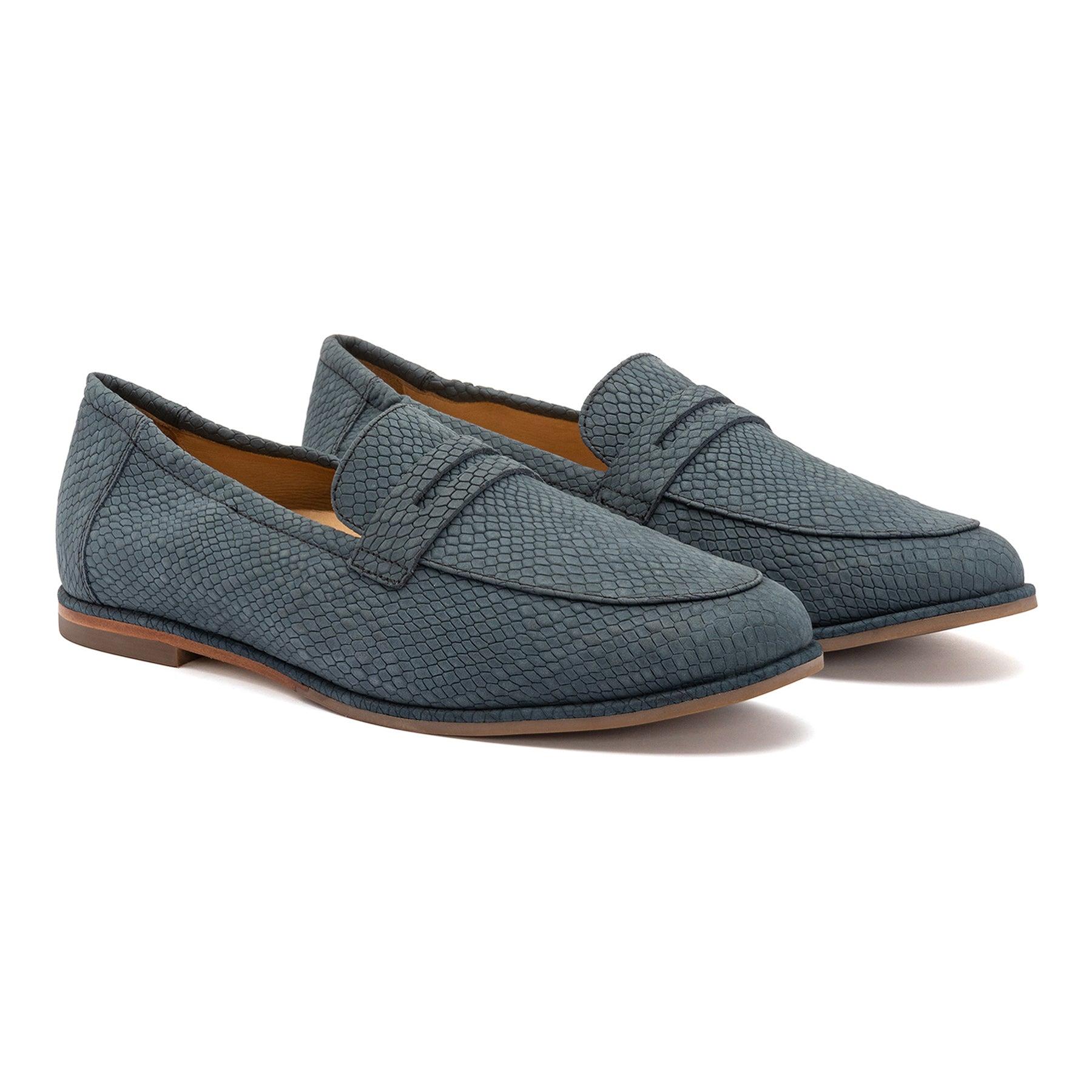 Strada Loafer Female Product Image