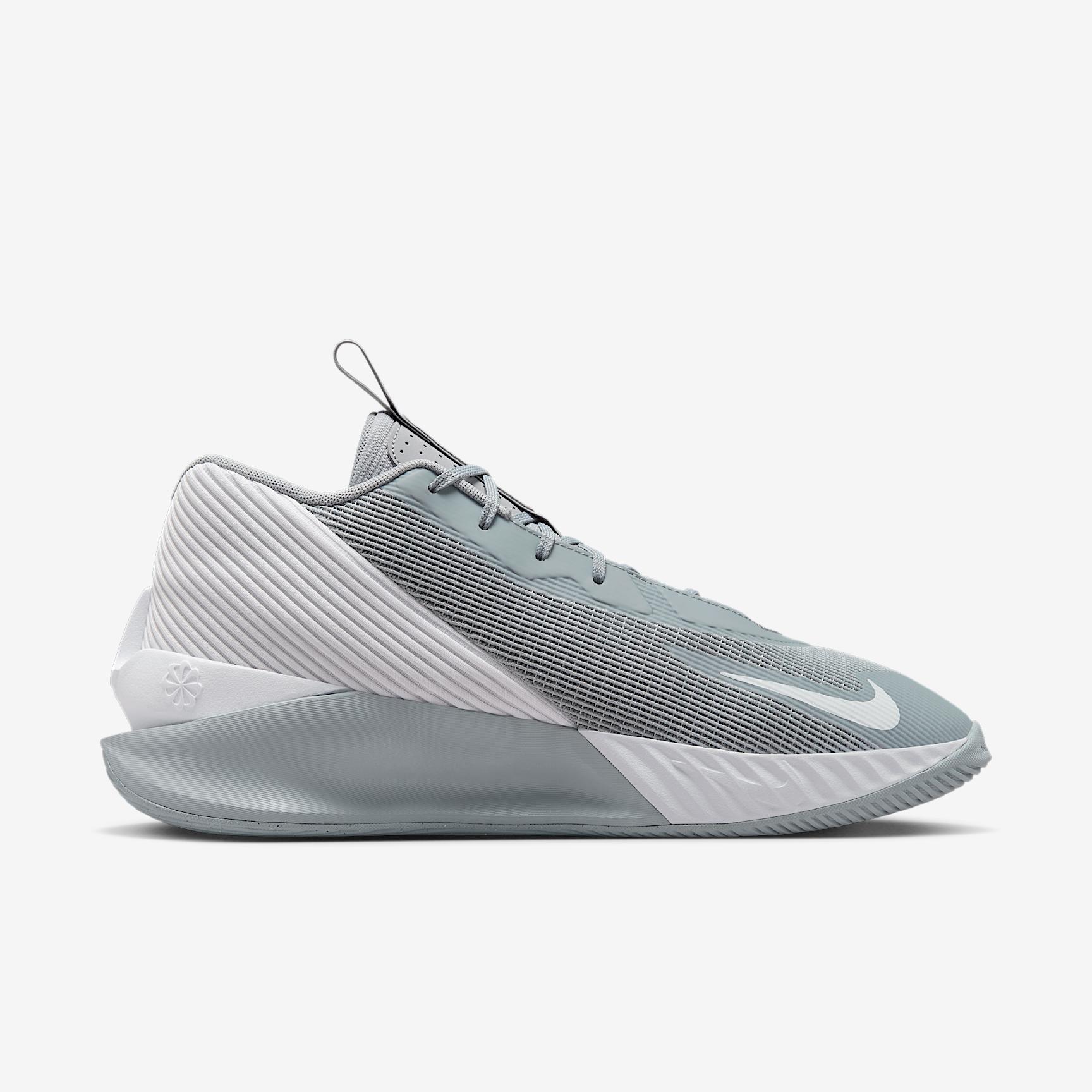 Nike Mens G.T. Jump Academy Basketball Shoes | HQ8032-001 Product Image