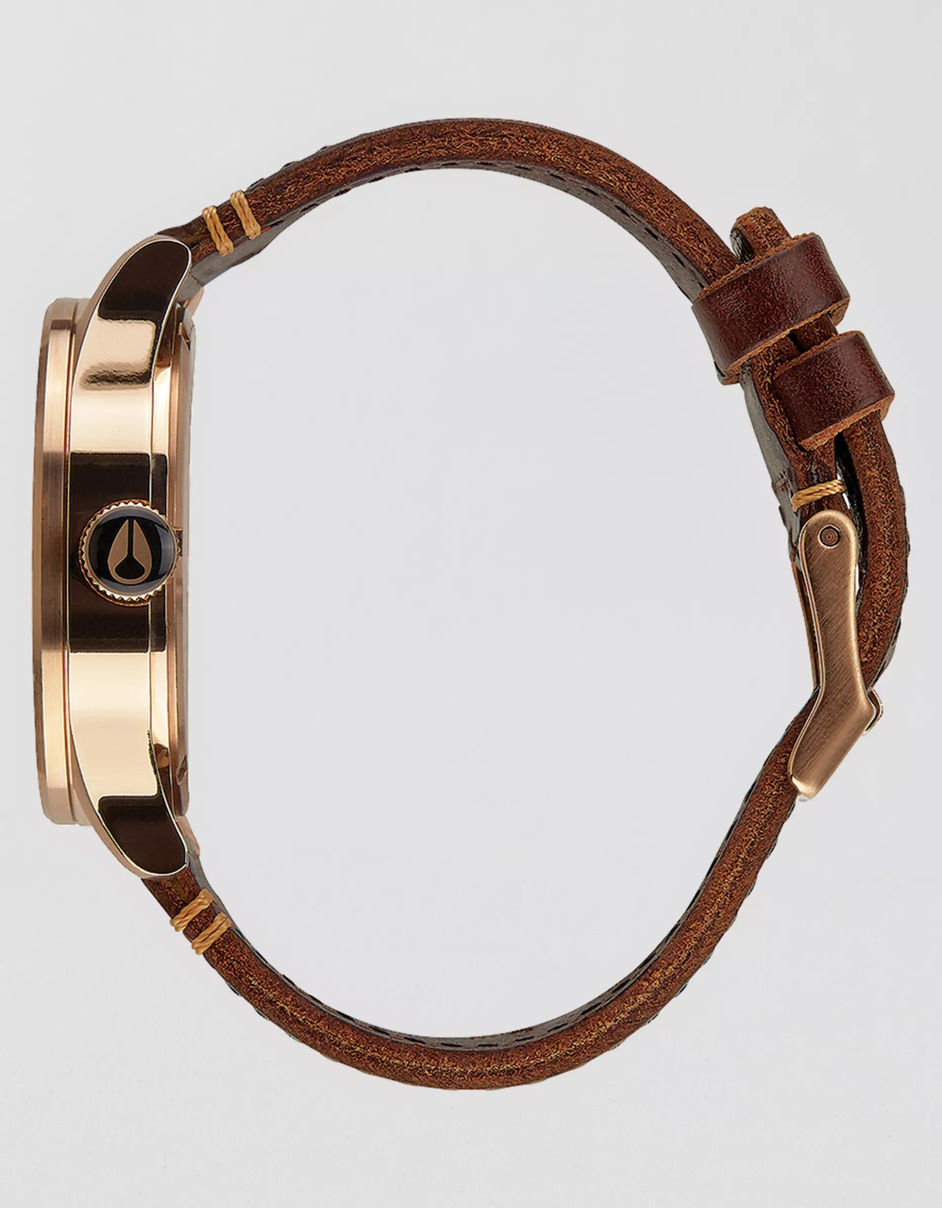 Nixon Sentry Leather Watch Product Image