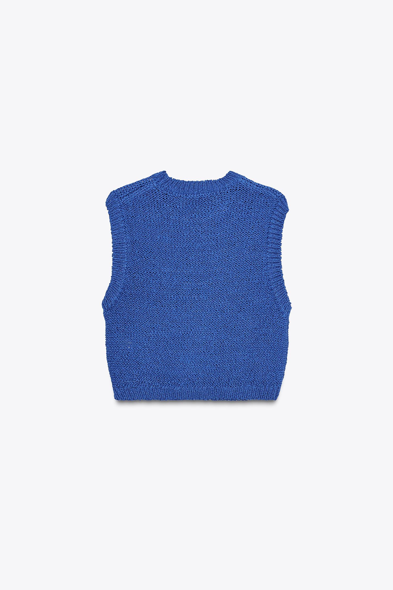KNIT CROP TOP Product Image