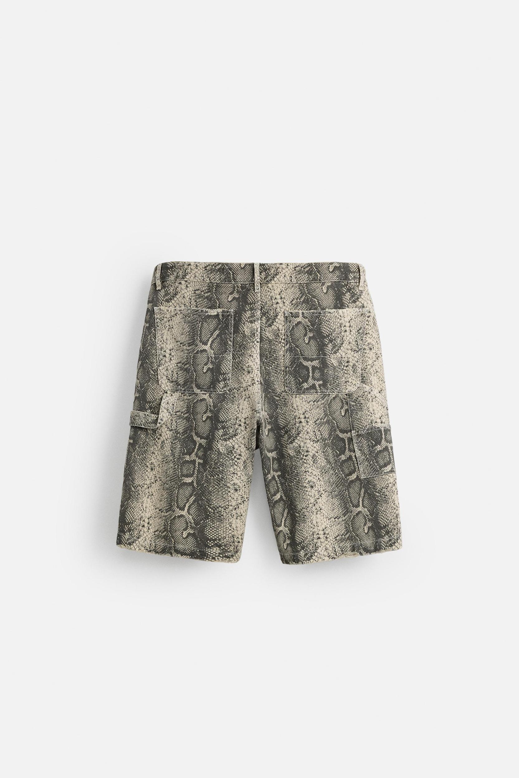 ANIMAL PRINT CARPENTER POCKET SHORTS Product Image