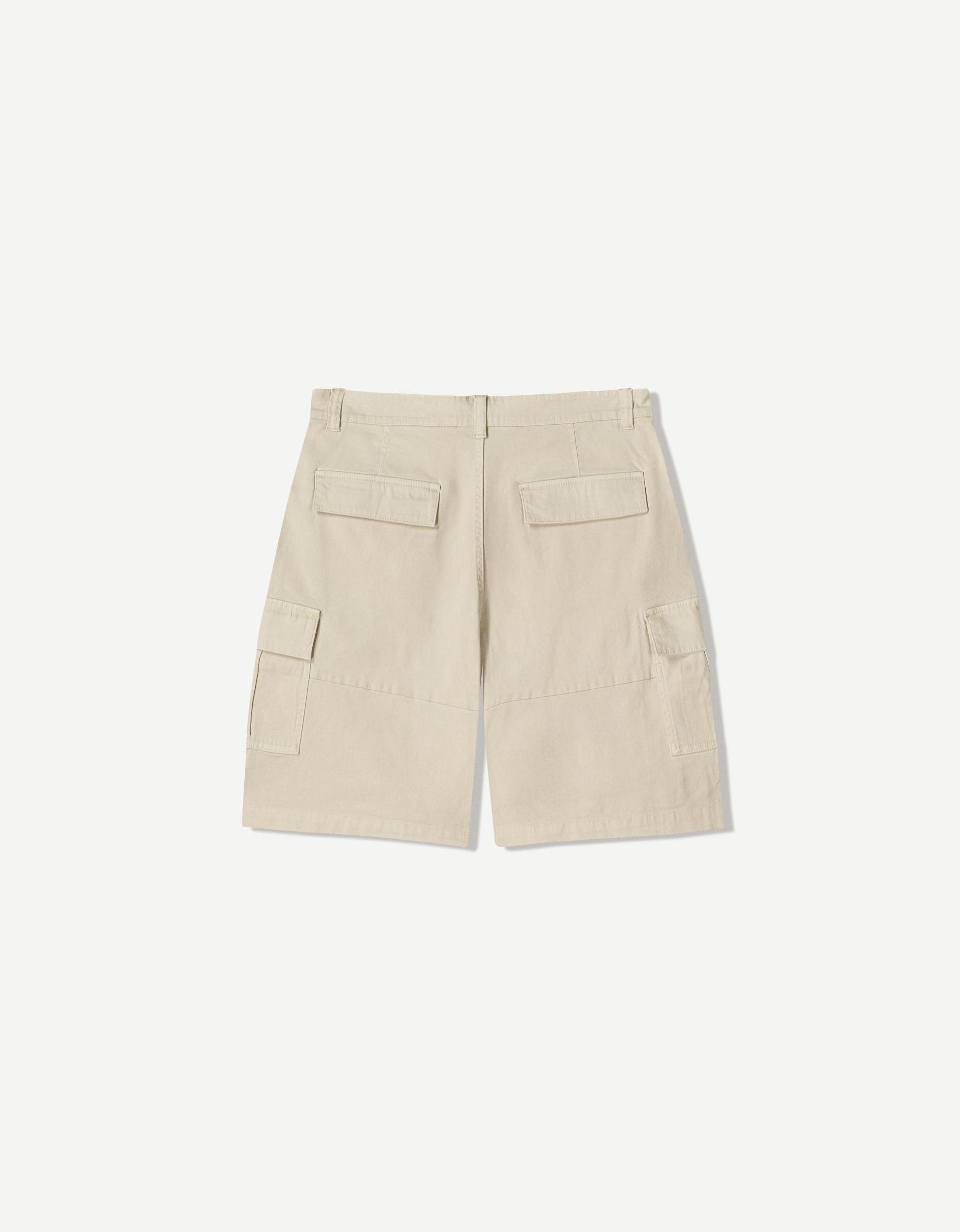 Cargo Bermuda shorts Product Image