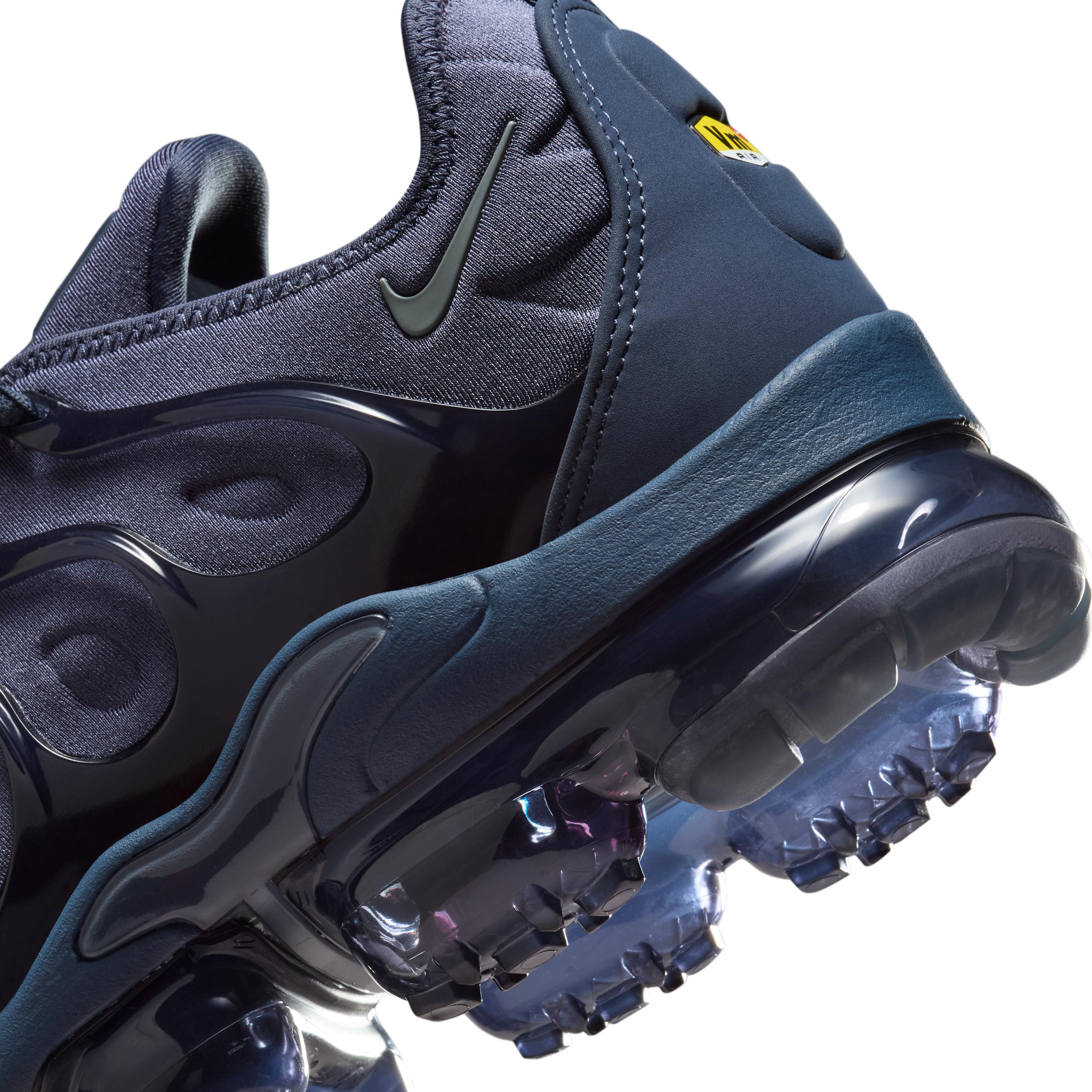 Nike Mens Air VaporMax Plus Shoes | IM2371-437 Product Image