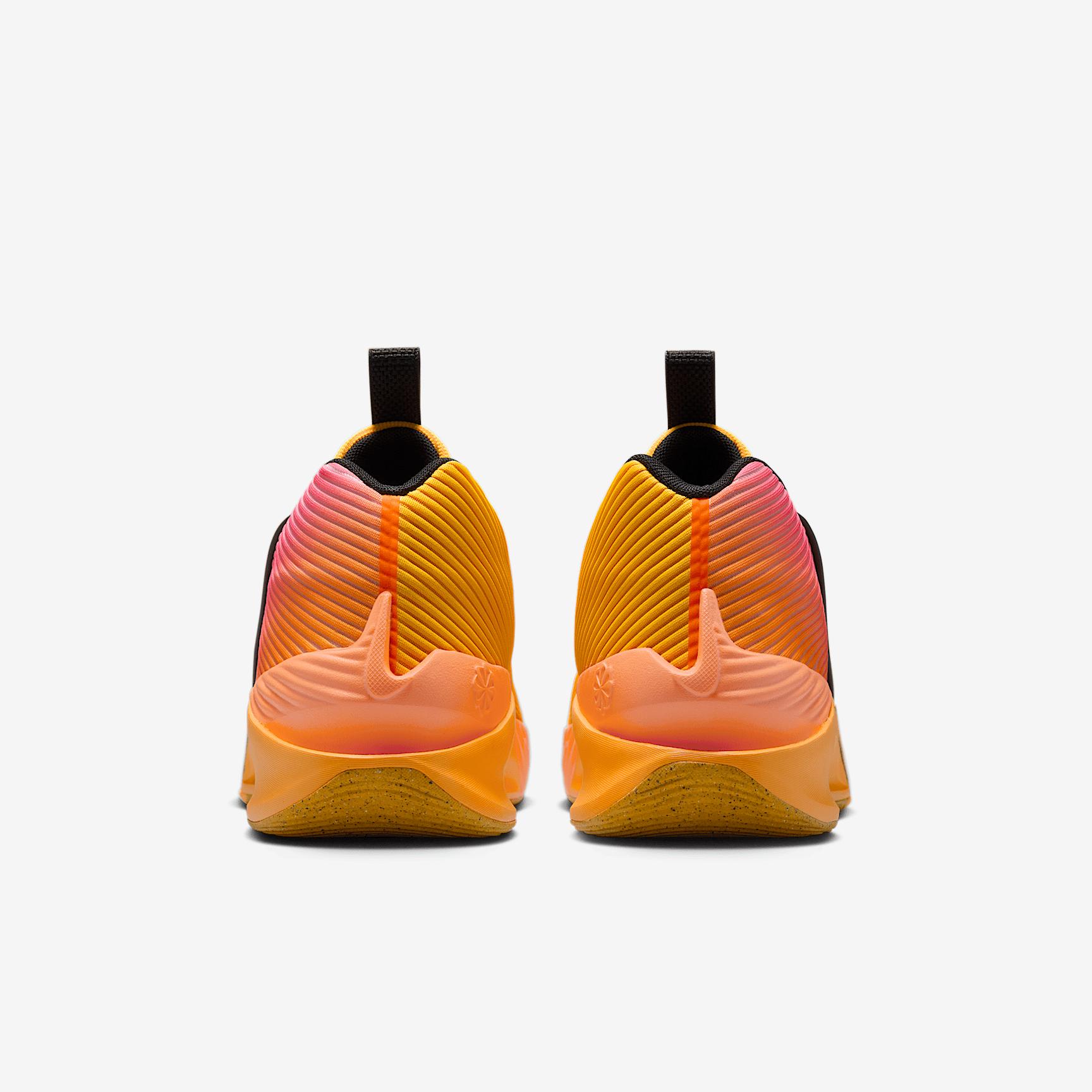 Nike Men's G.T. Jump Academy Basketball Shoes Product Image