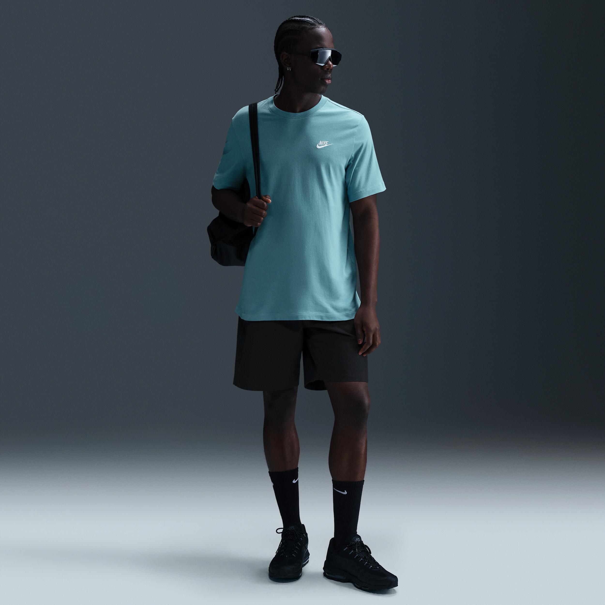 Men's Nike Sportswear Club T-Shirt Product Image