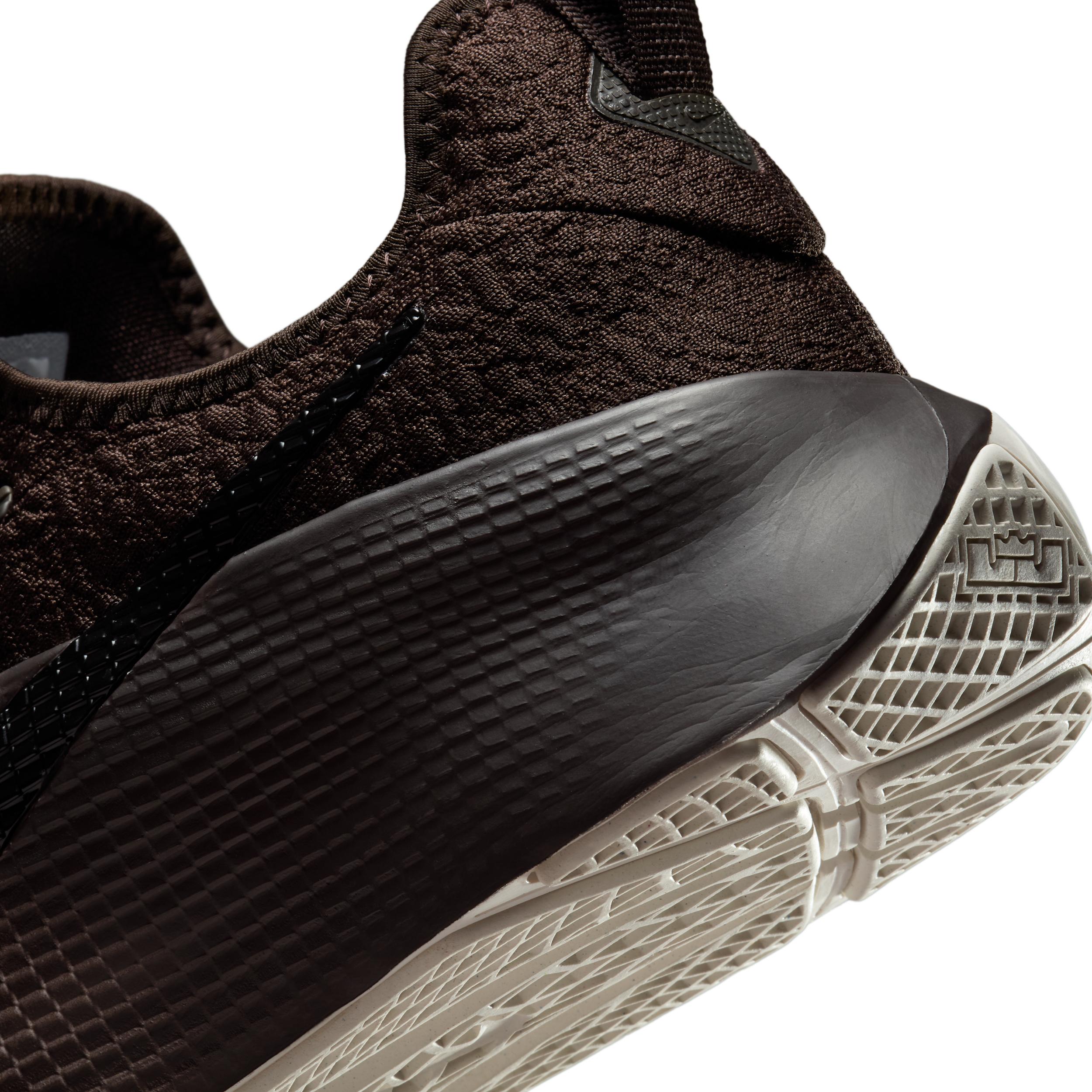 Nike Men's LeBron TR 1 Workout Shoes Product Image