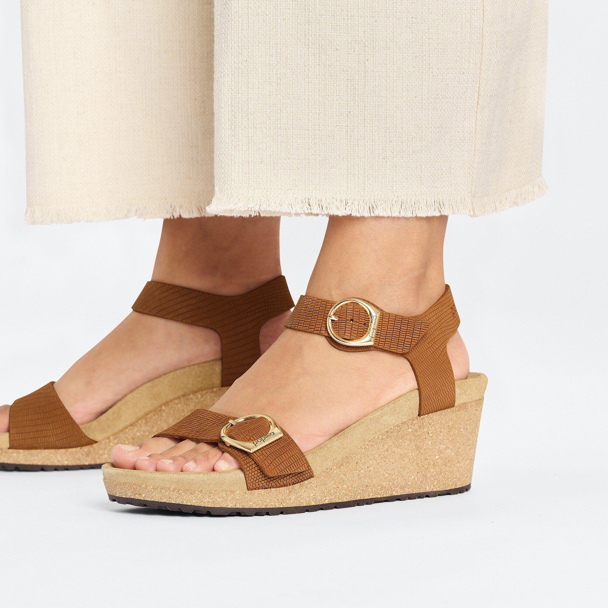 Soley Ring-Buckle Nubuck Leather Embossed Product Image