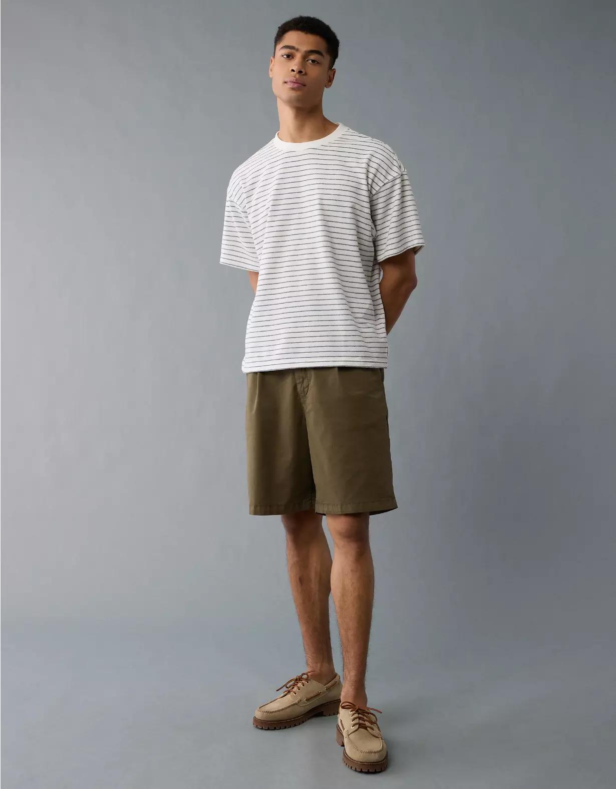 AE Flex Loose Pleated Pull-On Short Product Image