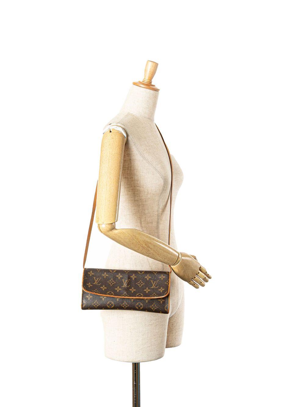 2000 Monogram Pochette Twin GM crossbody bag Product Image