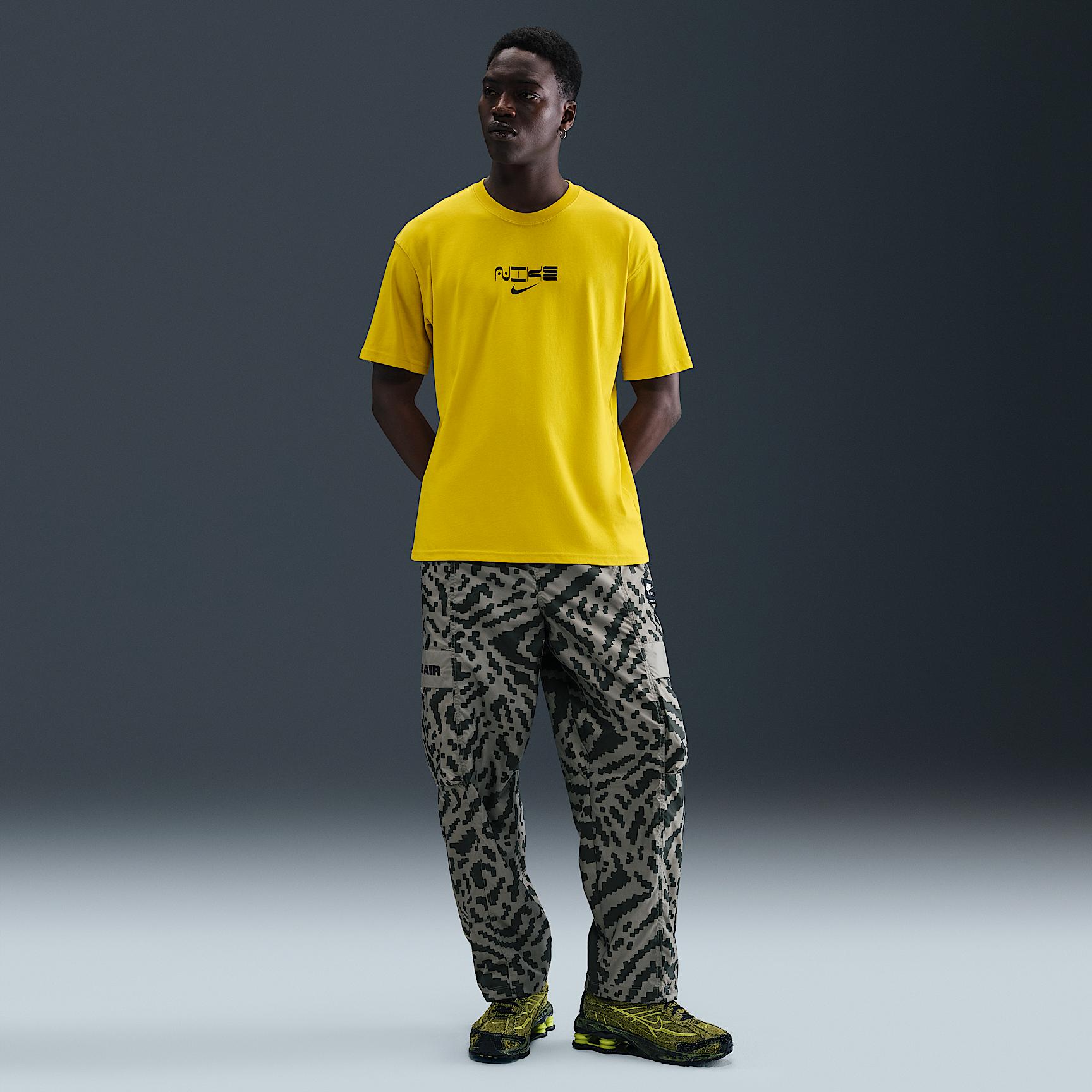 Mens Nike Sportswear Max90 T-Shirt | HQ9266-726 Product Image