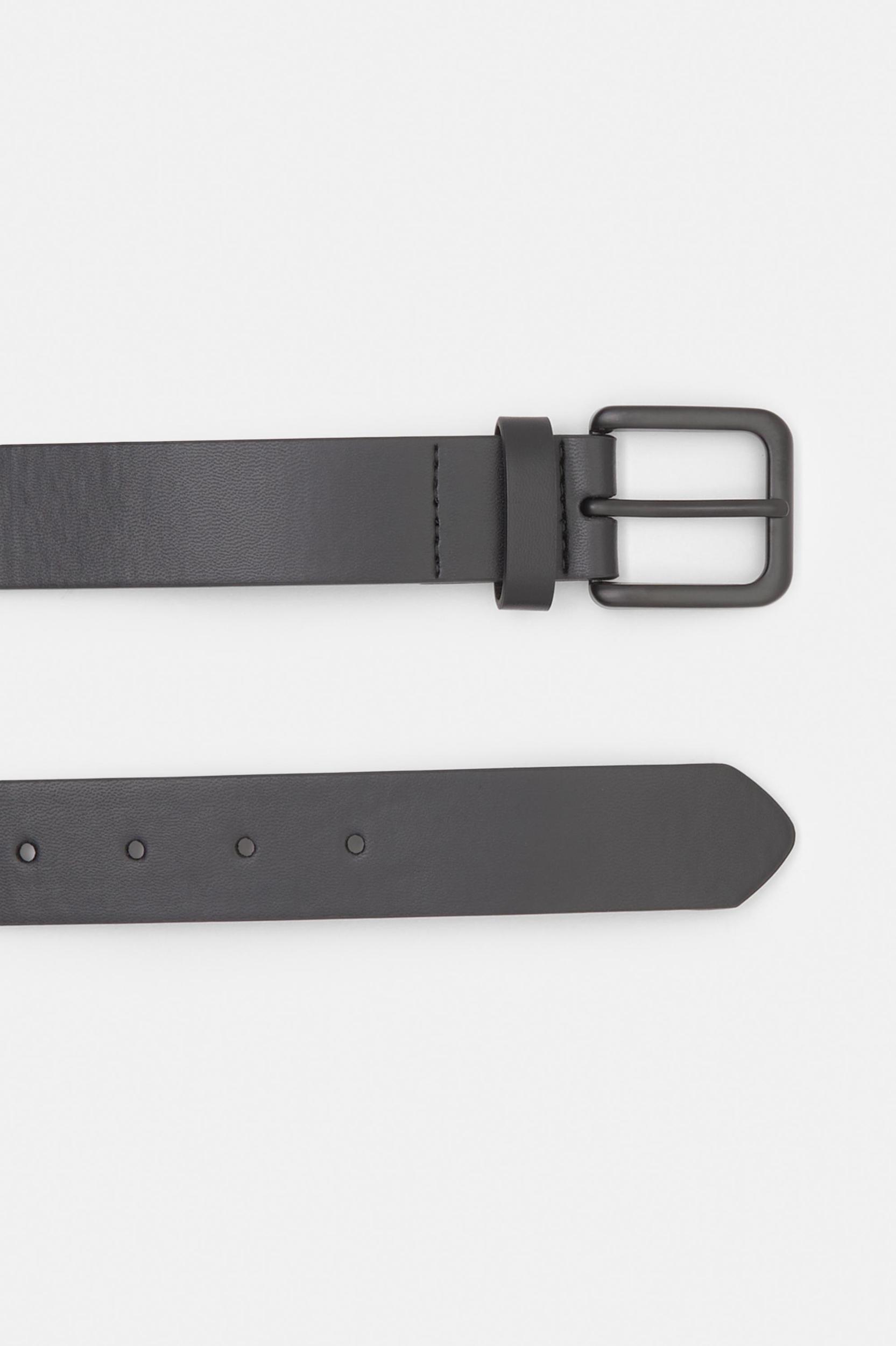 Faux leather belt with matte buckle Product Image