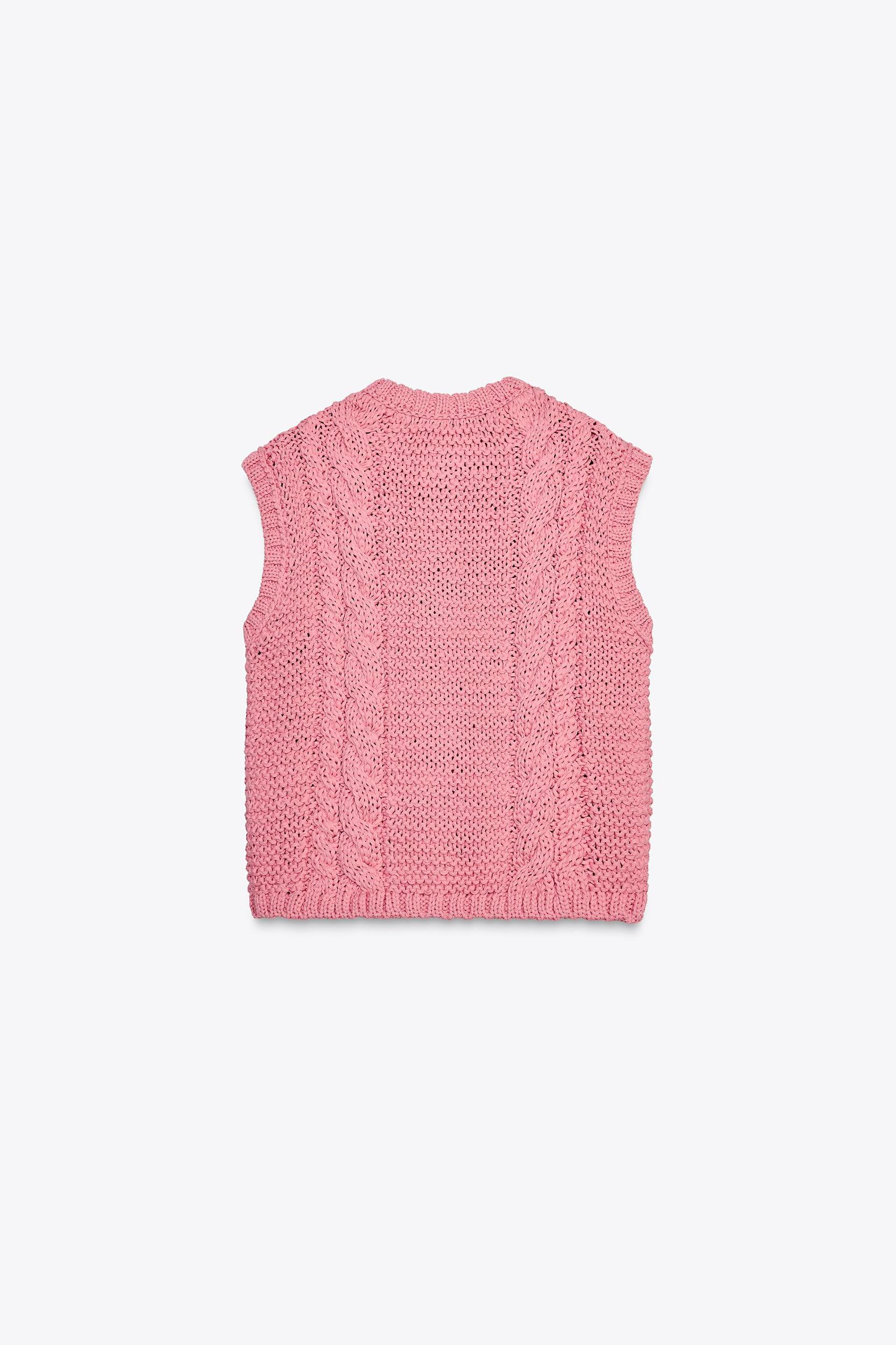 FLORAL BUTTON KNIT VEST TOP Product Image