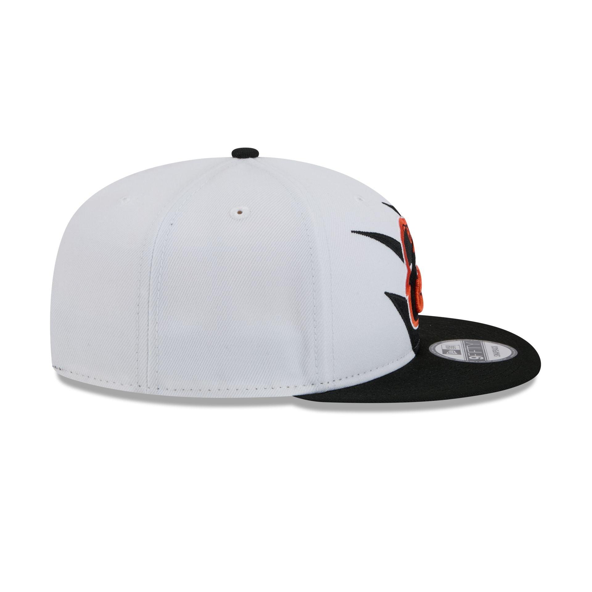 Chicago Blackhawks Jagged 9FIFTY Snapback Hat Male Product Image