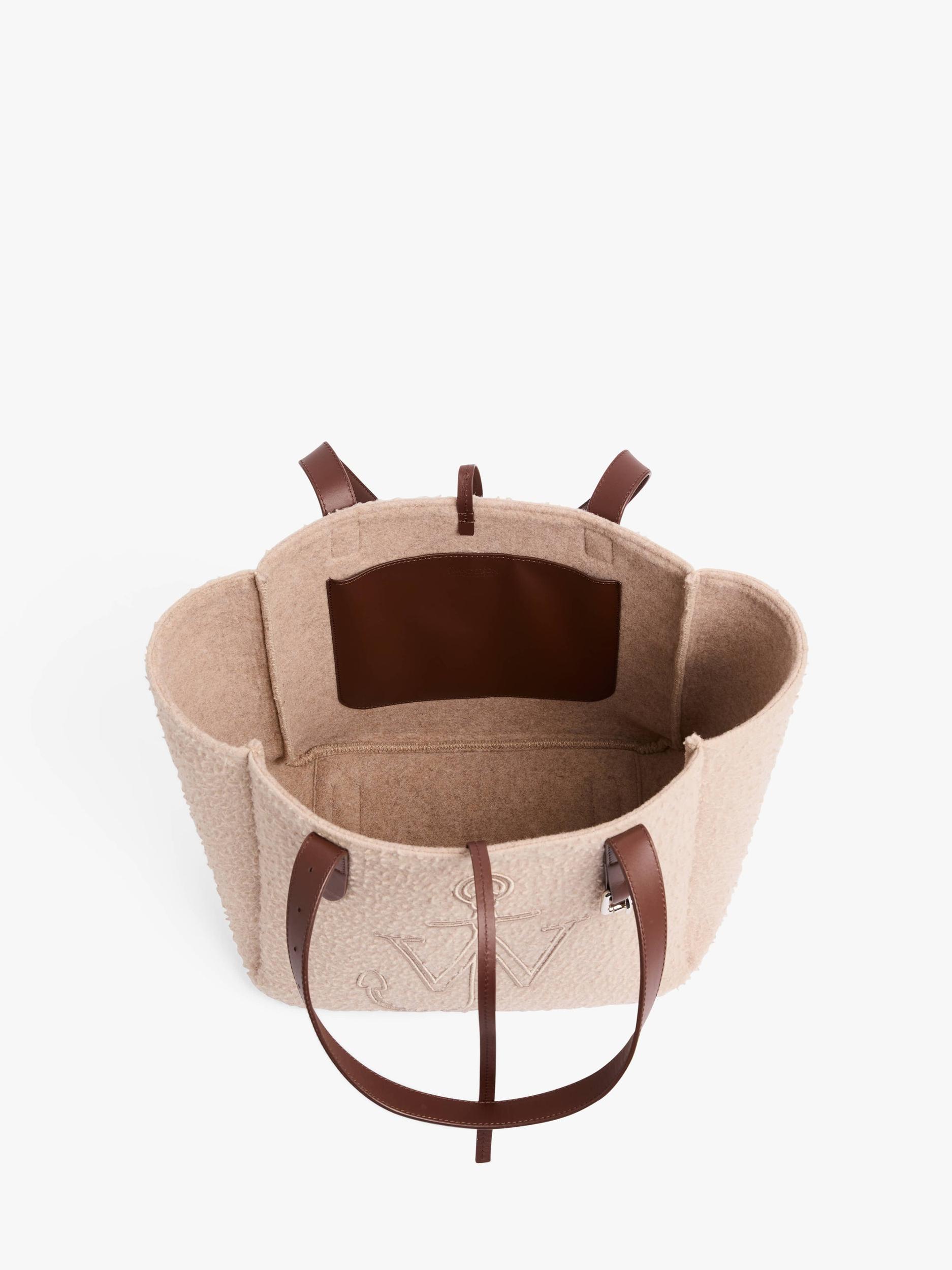 BELT TOTE Product Image