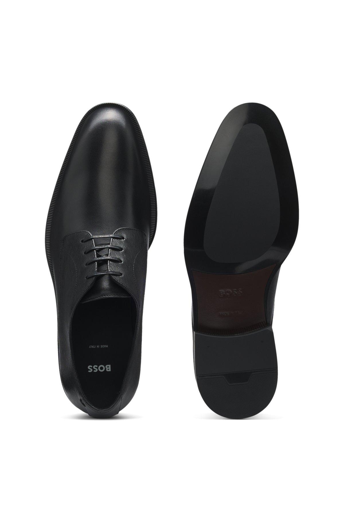 Plain and structured Derby shoes in leather Product Image